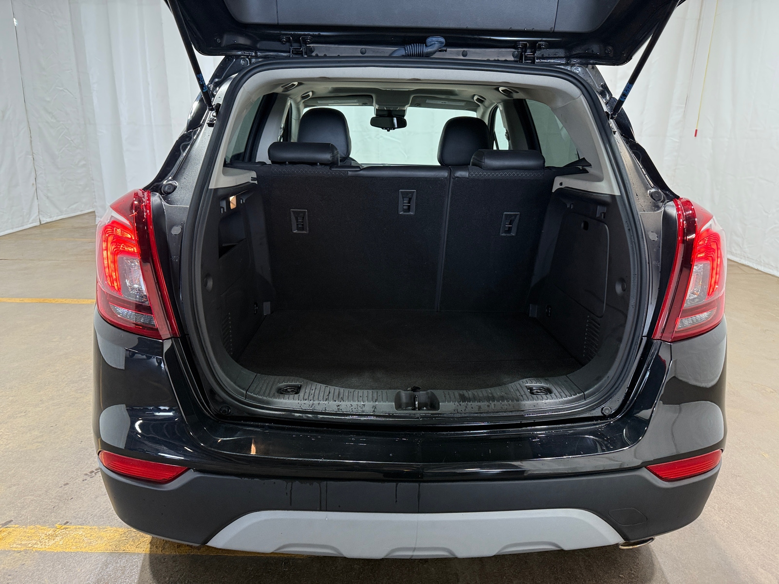 Thumbnail: 2021 Buick Encore - 6