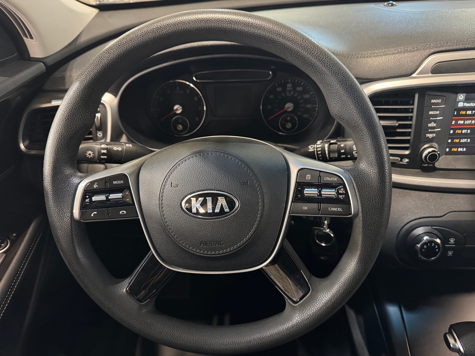 Thumbnail: 2019 Kia Sorento - 5