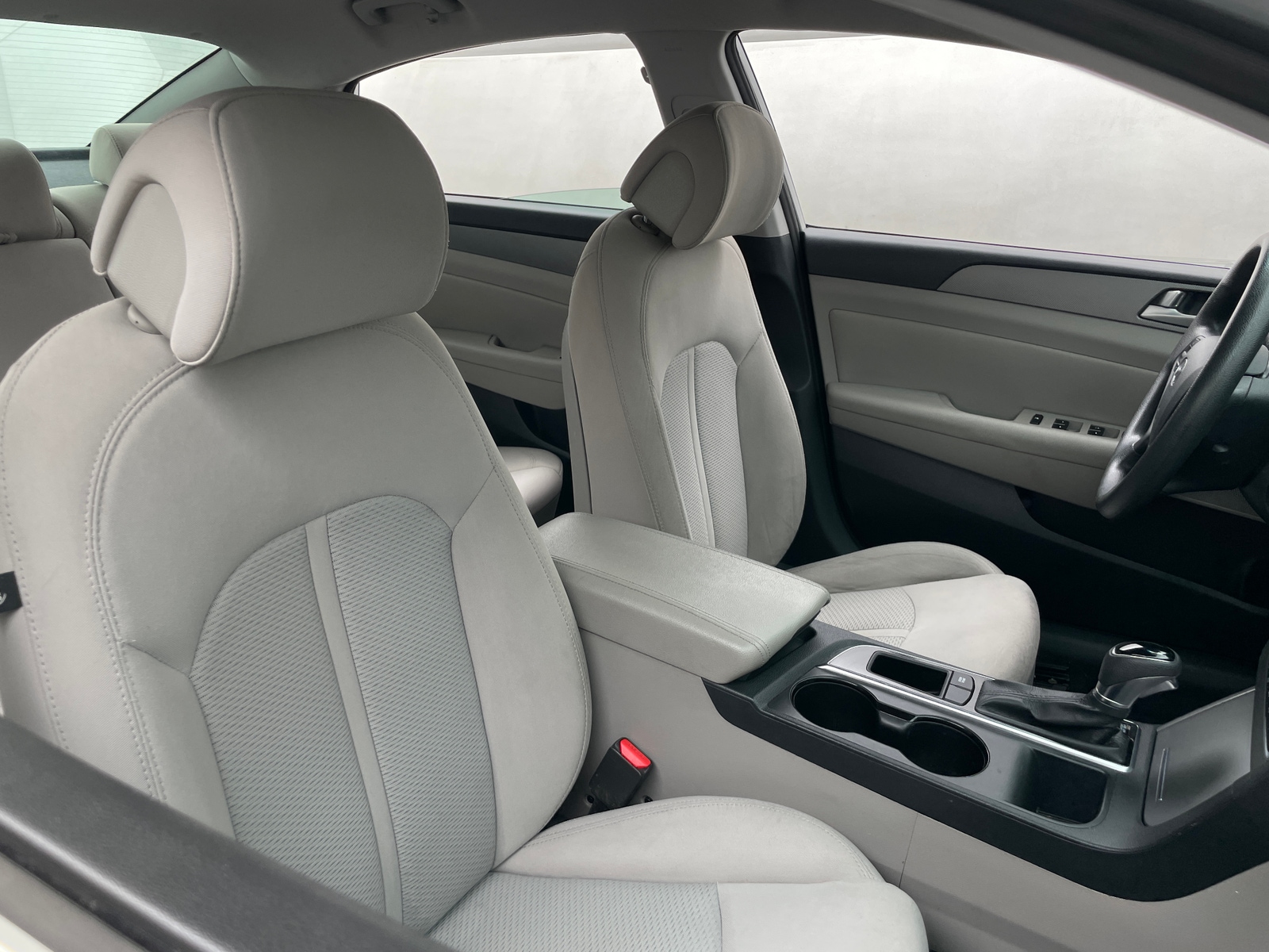 Thumbnail: 2015 Hyundai Sonata - 2