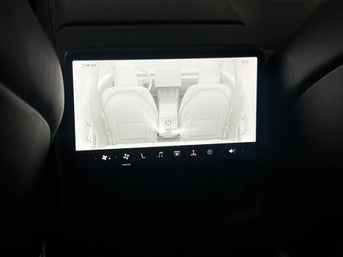 2025 Tesla Model 3 Long Range photo 3