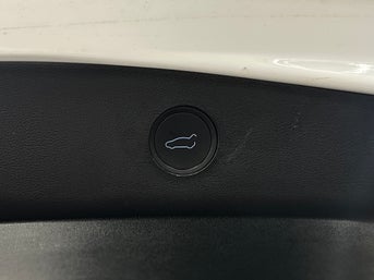 2023 Tesla Model 3 photo 9
