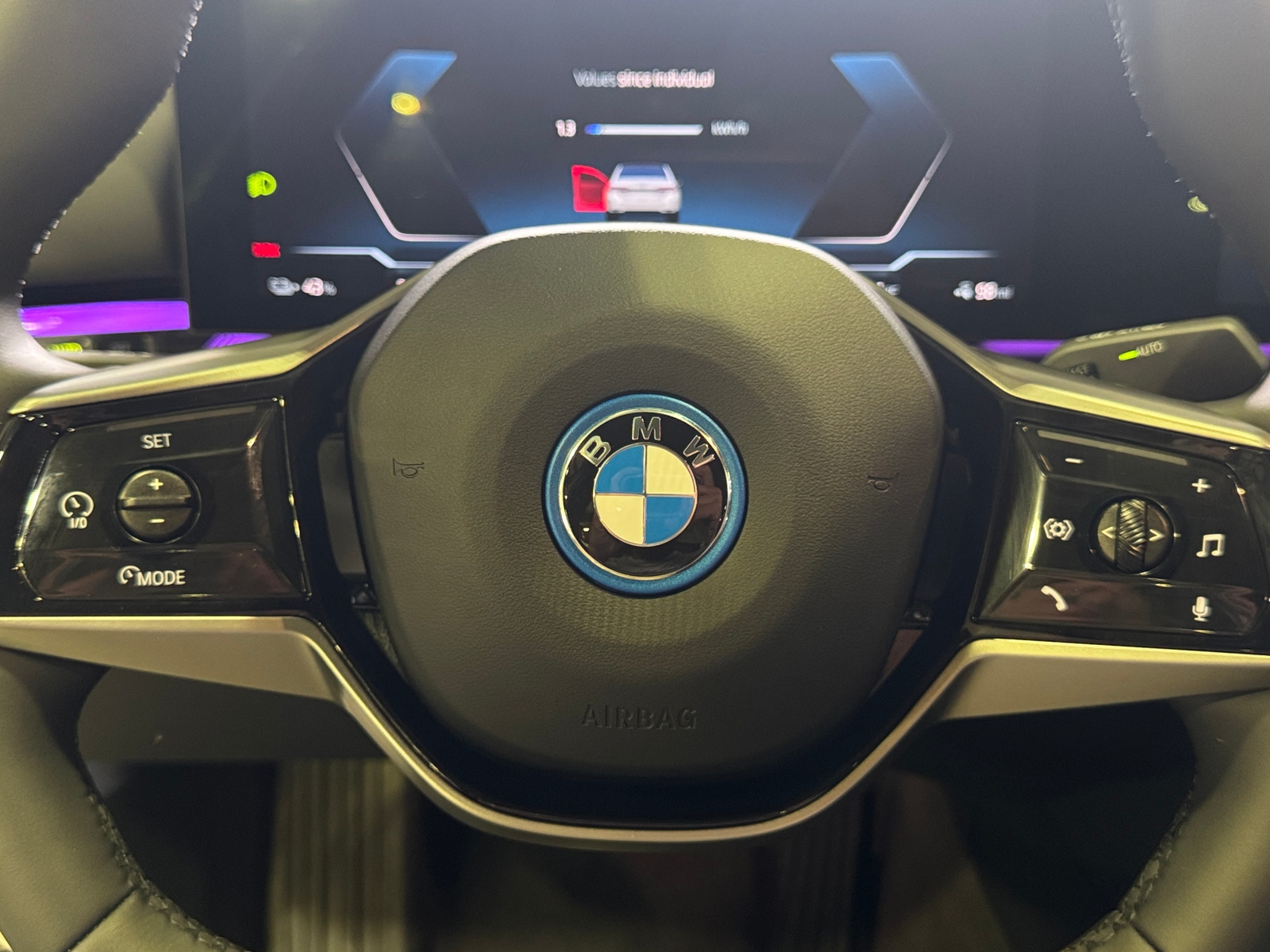 Thumbnail: 2025 BMW i5 - 4