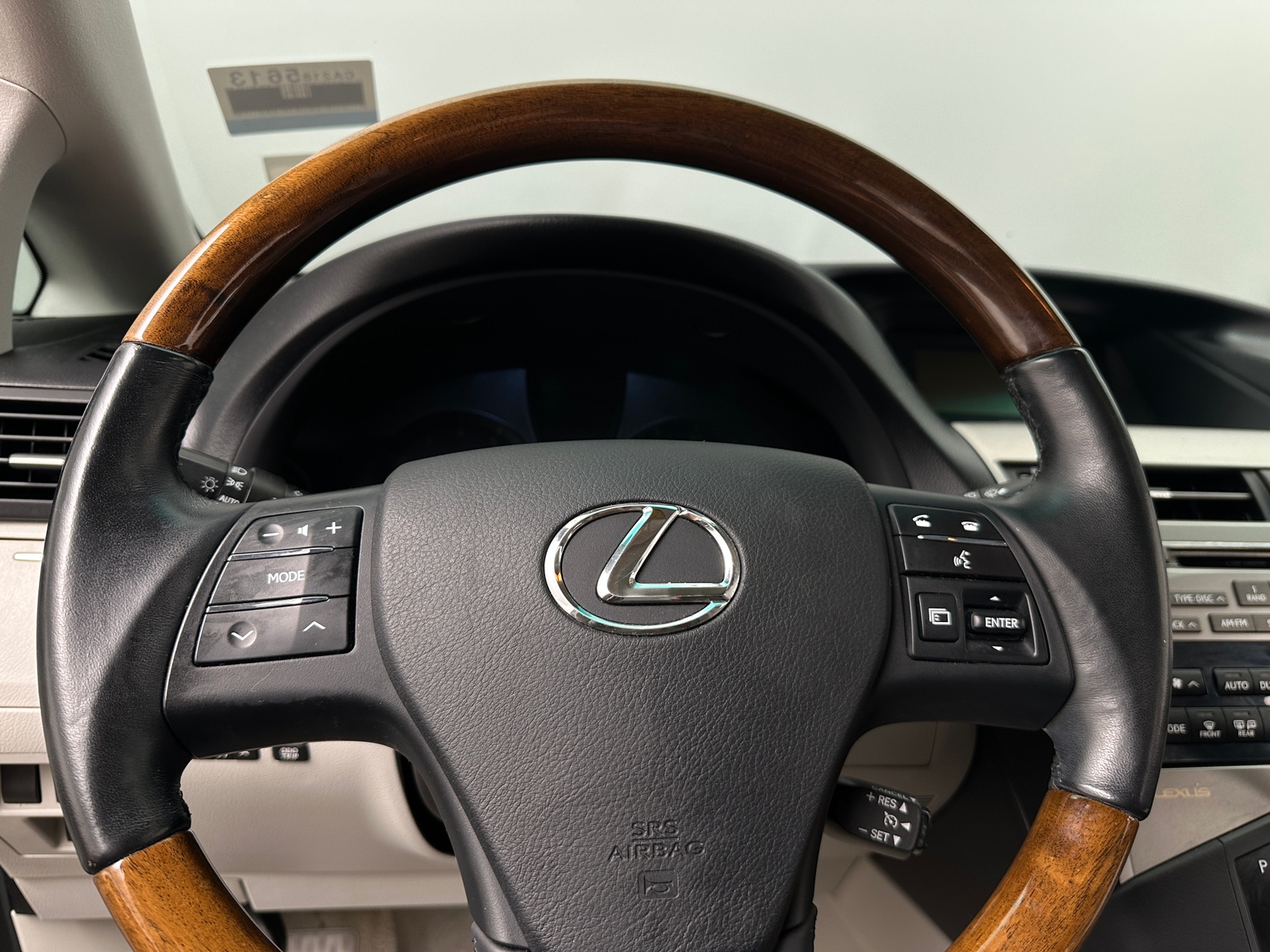 Thumbnail: 2010 Lexus RX - 5