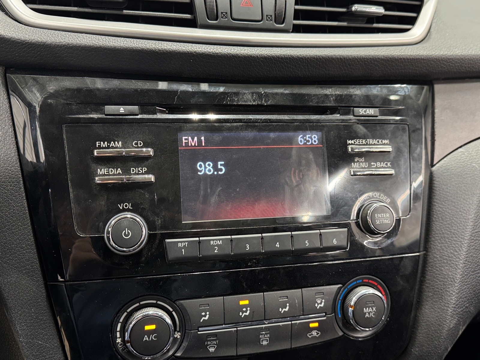 Thumbnail: 2014 Nissan Rogue - 4