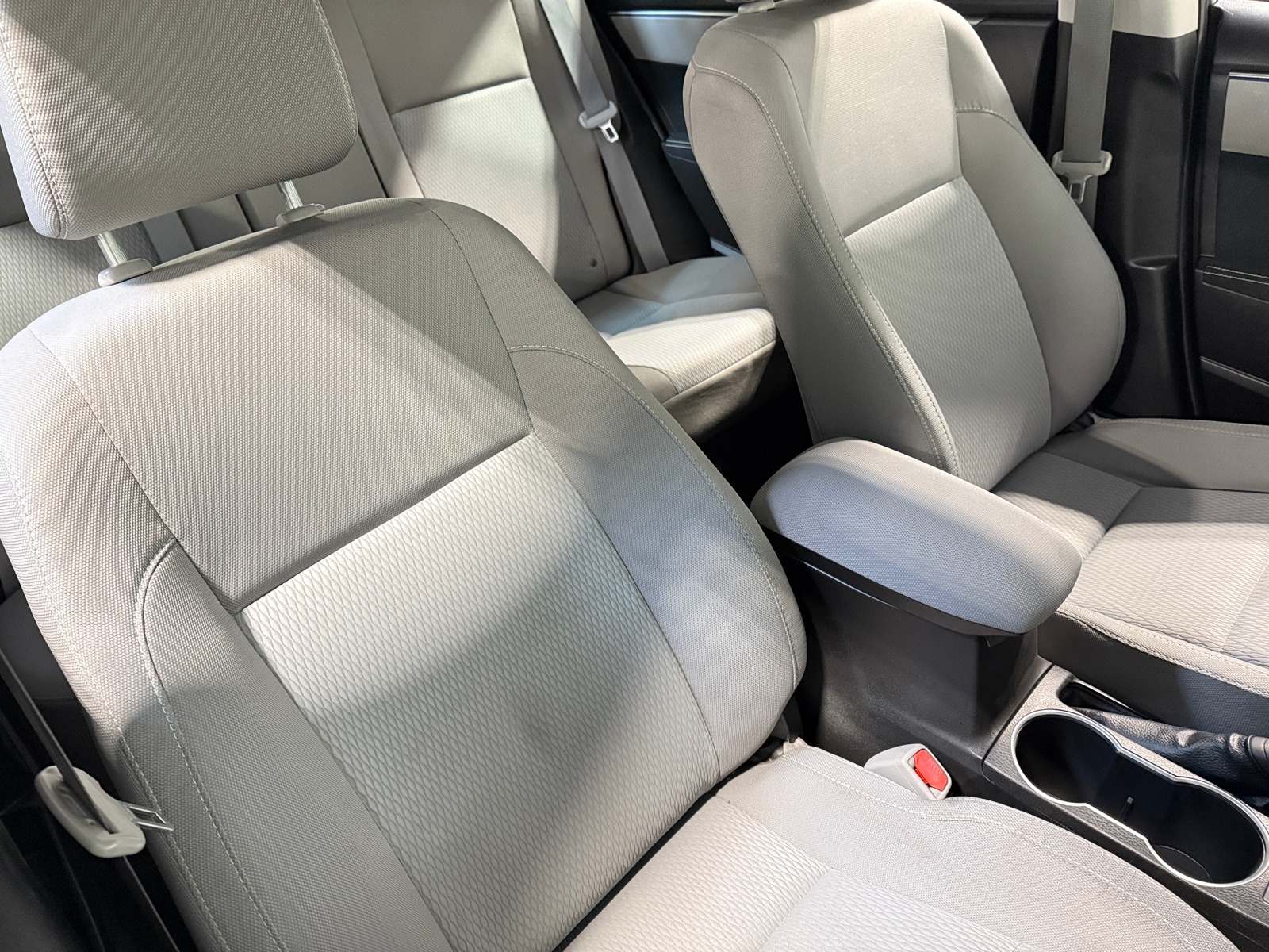 Thumbnail: 2016 Toyota Corolla - 2