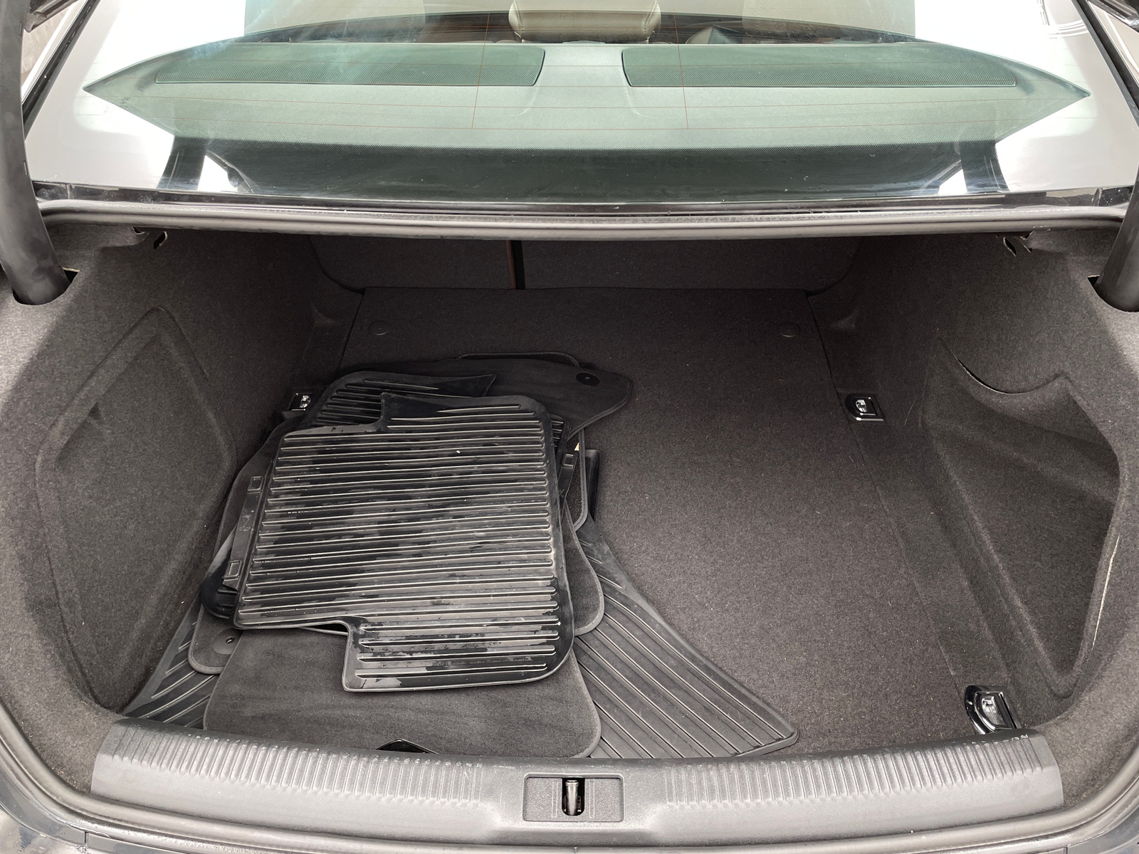 Thumbnail: 2015 Audi A4 - 6