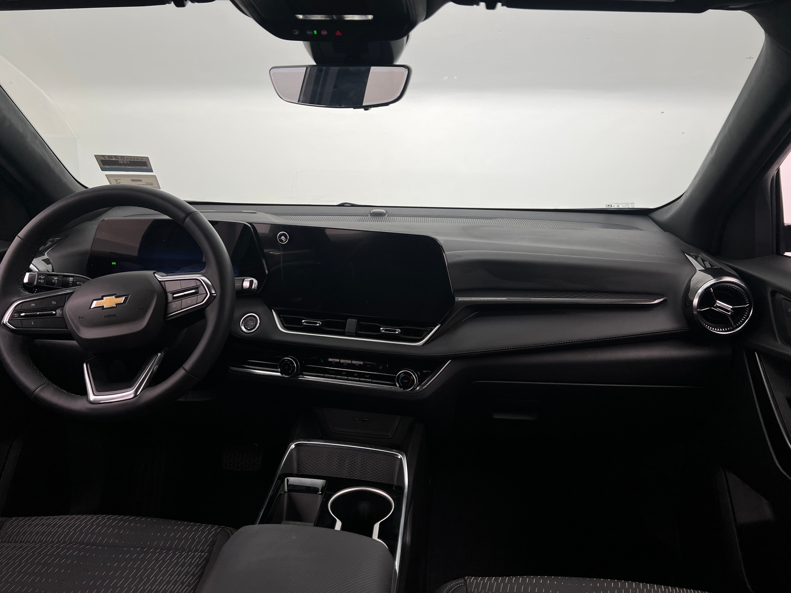 Thumbnail: 2025 Chevrolet Equinox - 3
