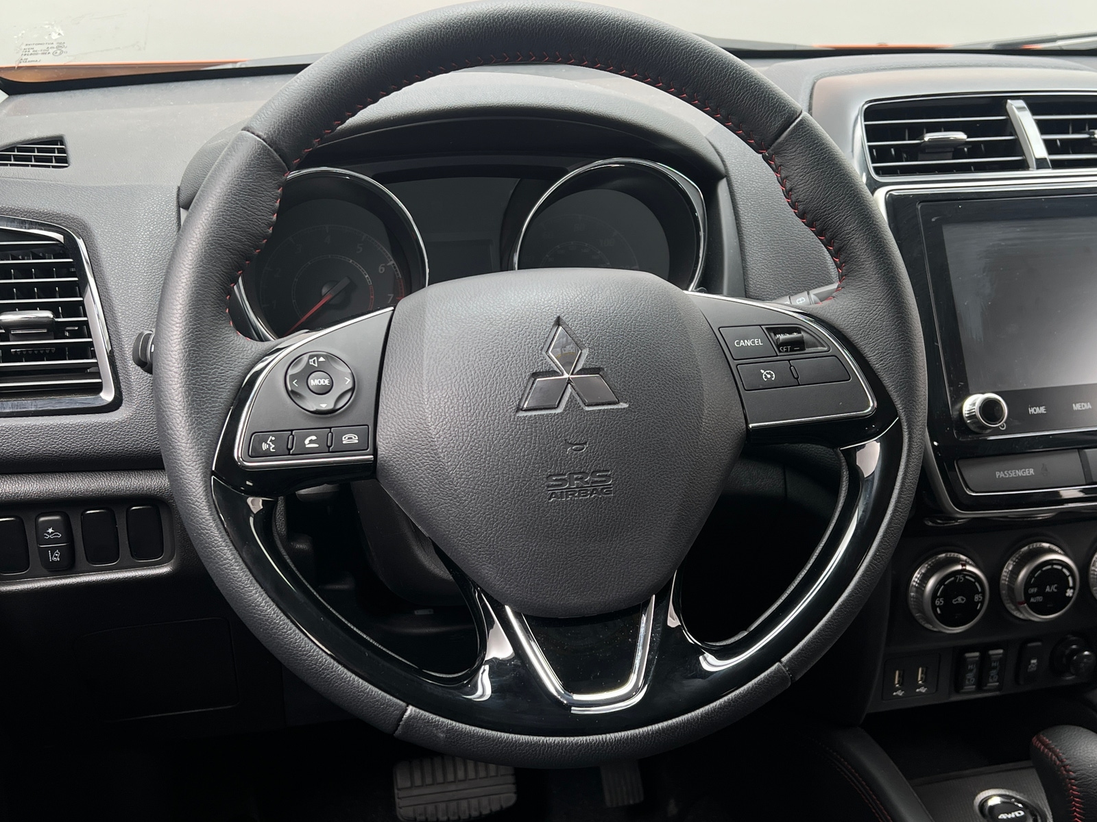 Thumbnail: 2024 Mitsubishi Outlander Sport - 5