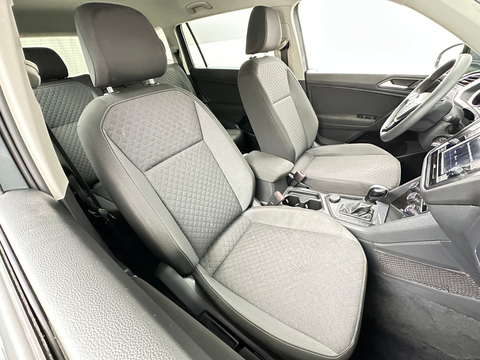 Thumbnail: 2021 Volkswagen Tiguan - 2