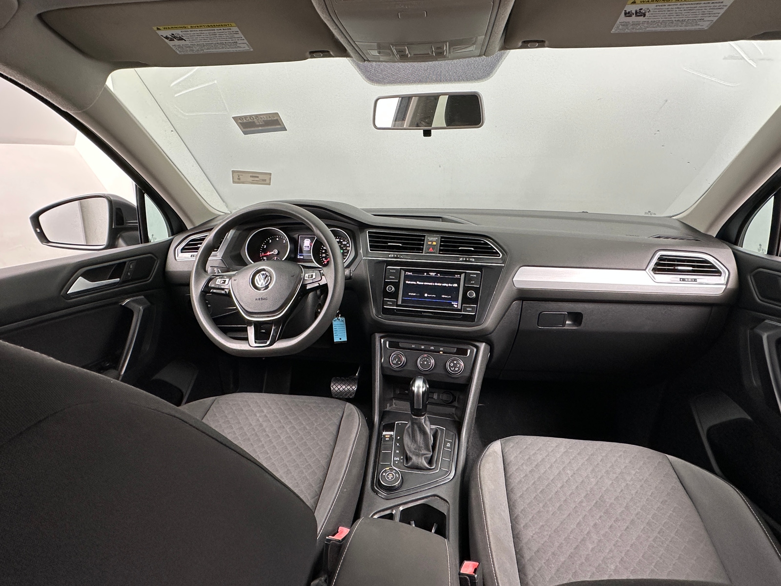 Thumbnail: 2021 Volkswagen Tiguan - 3