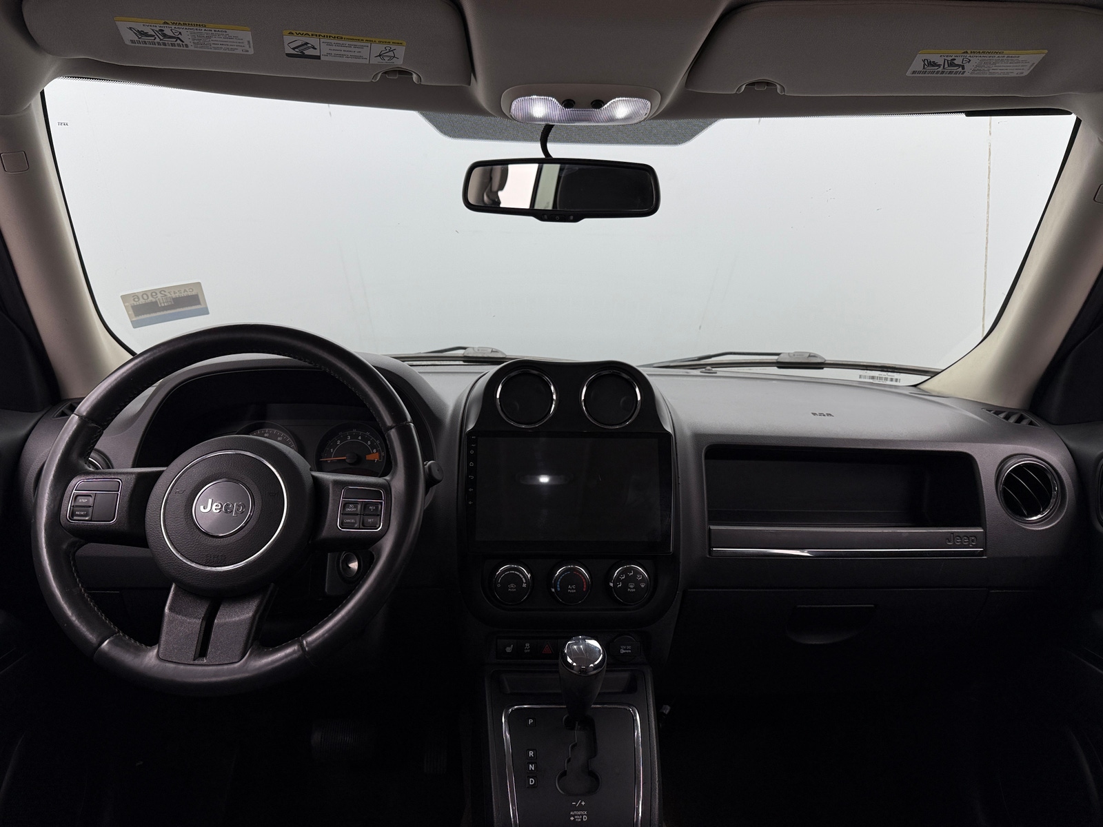 Thumbnail: 2017 Jeep Patriot - 3