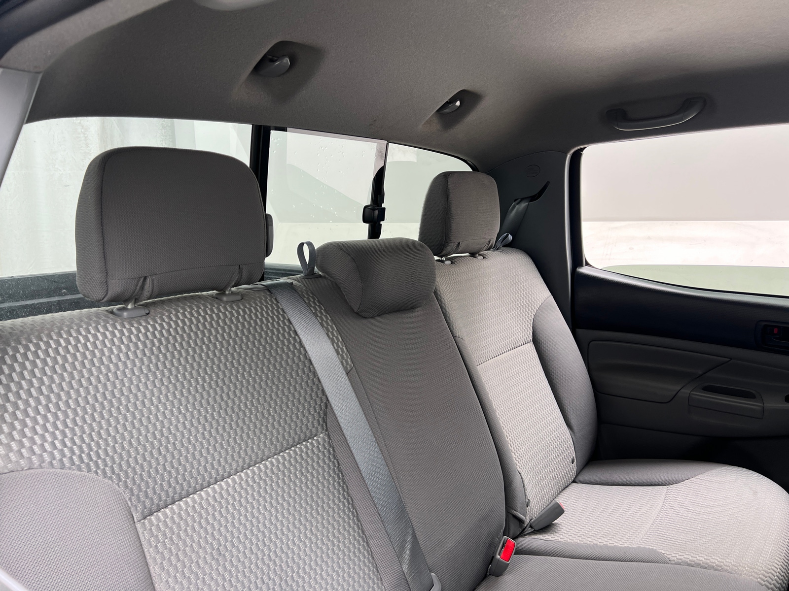 Thumbnail: 2015 Toyota Tacoma - 6