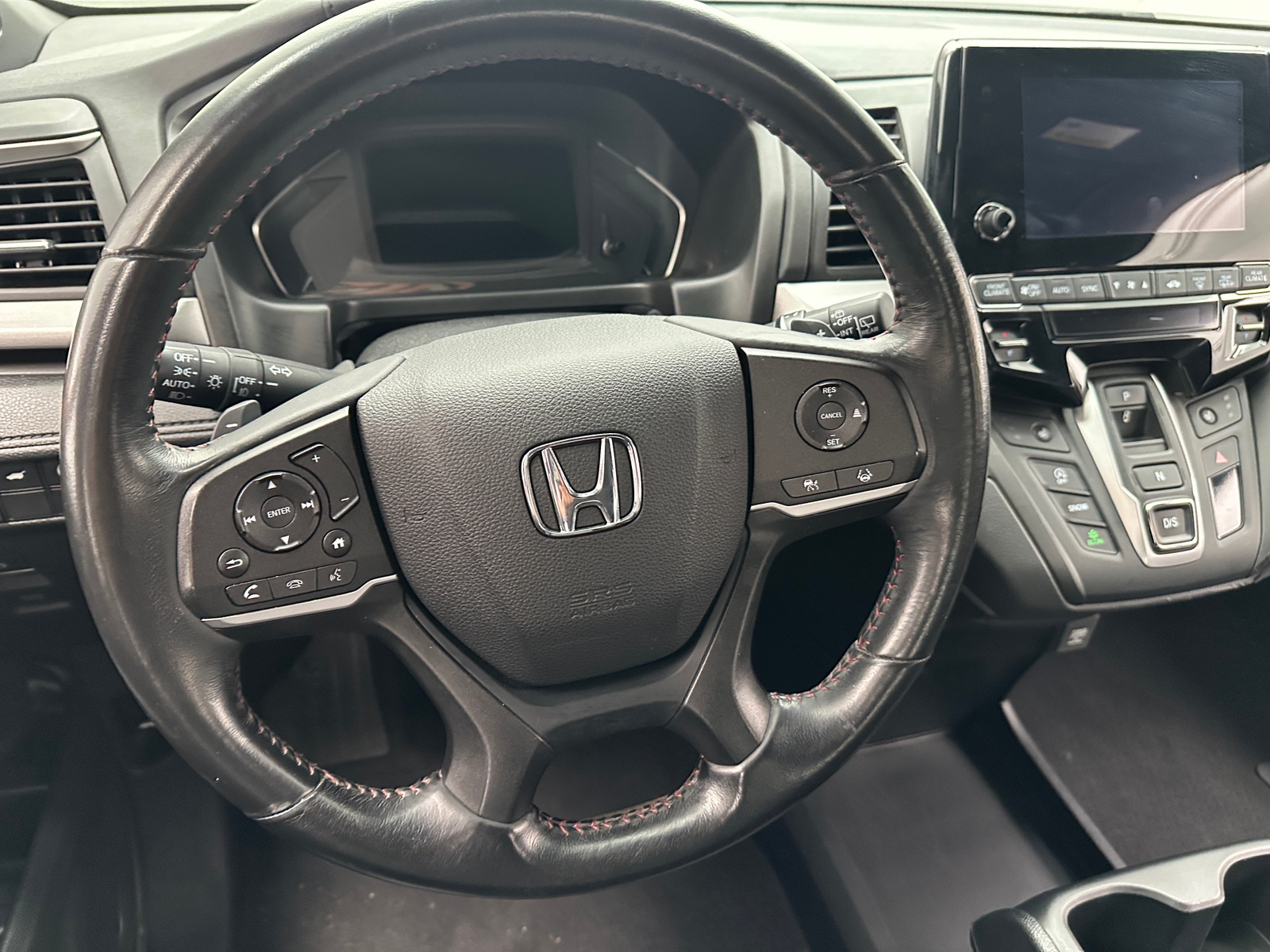 Thumbnail: 2023 Honda Odyssey - 4