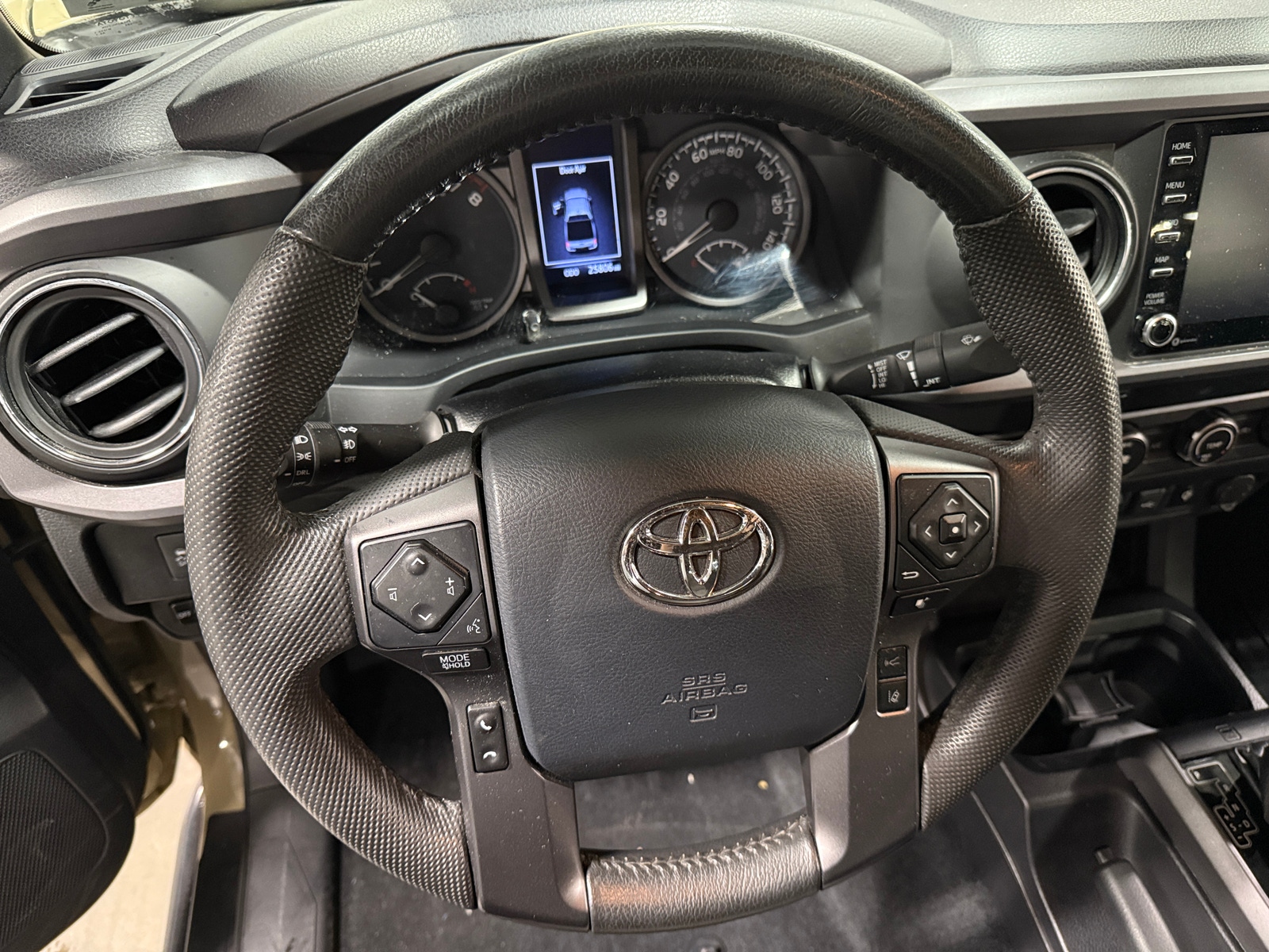 Thumbnail: 2020 Toyota Tacoma - 5