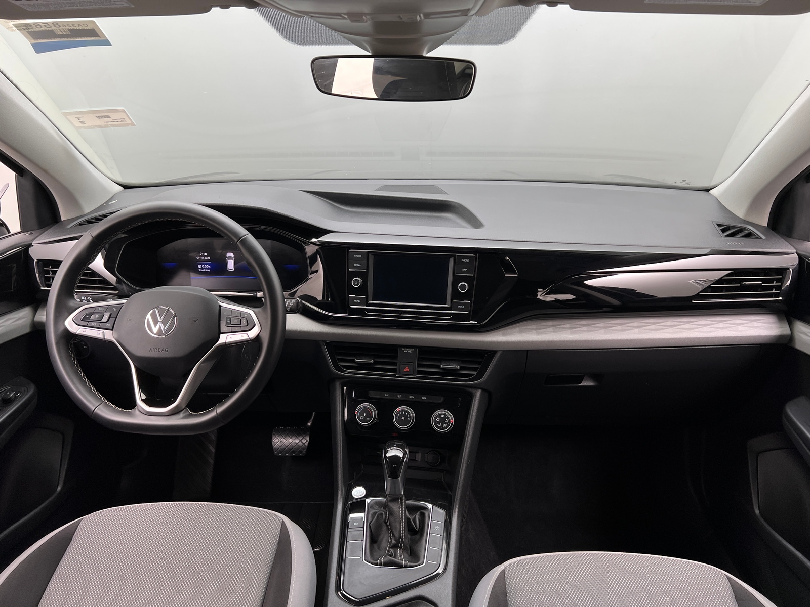 Thumbnail: 2024 Volkswagen Taos - 3