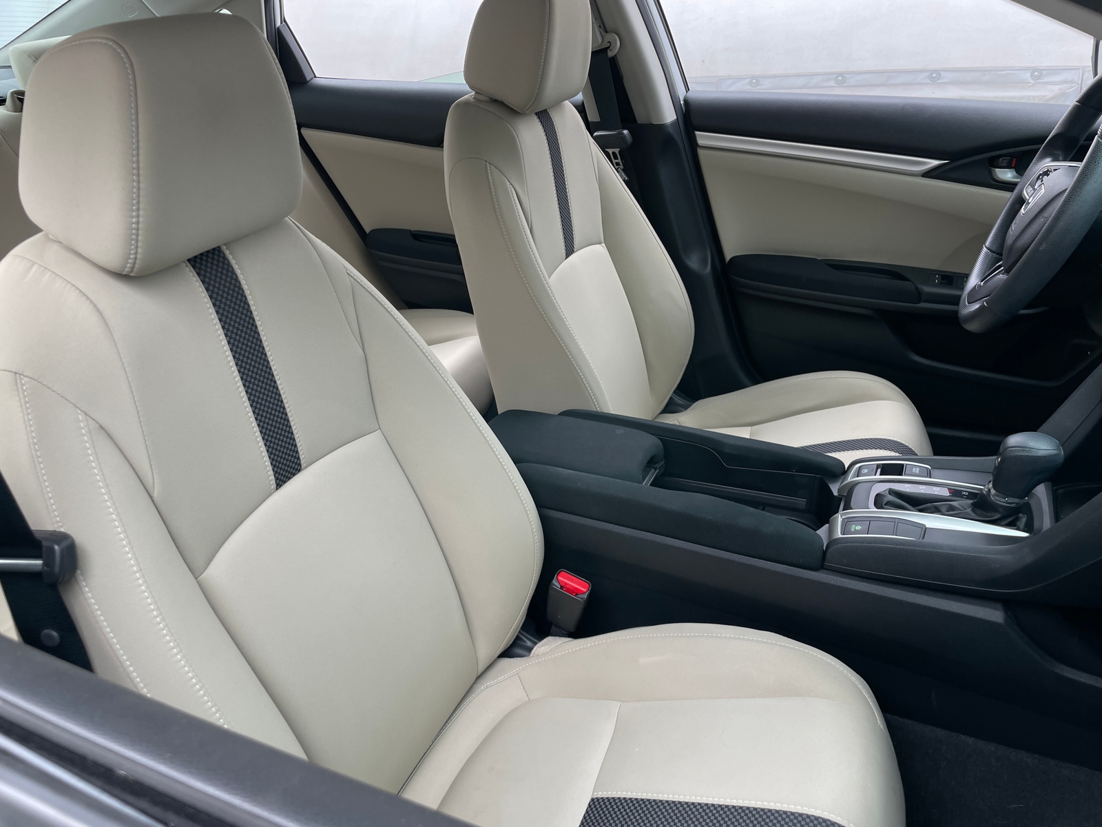 Thumbnail: 2019 Honda Civic - 2