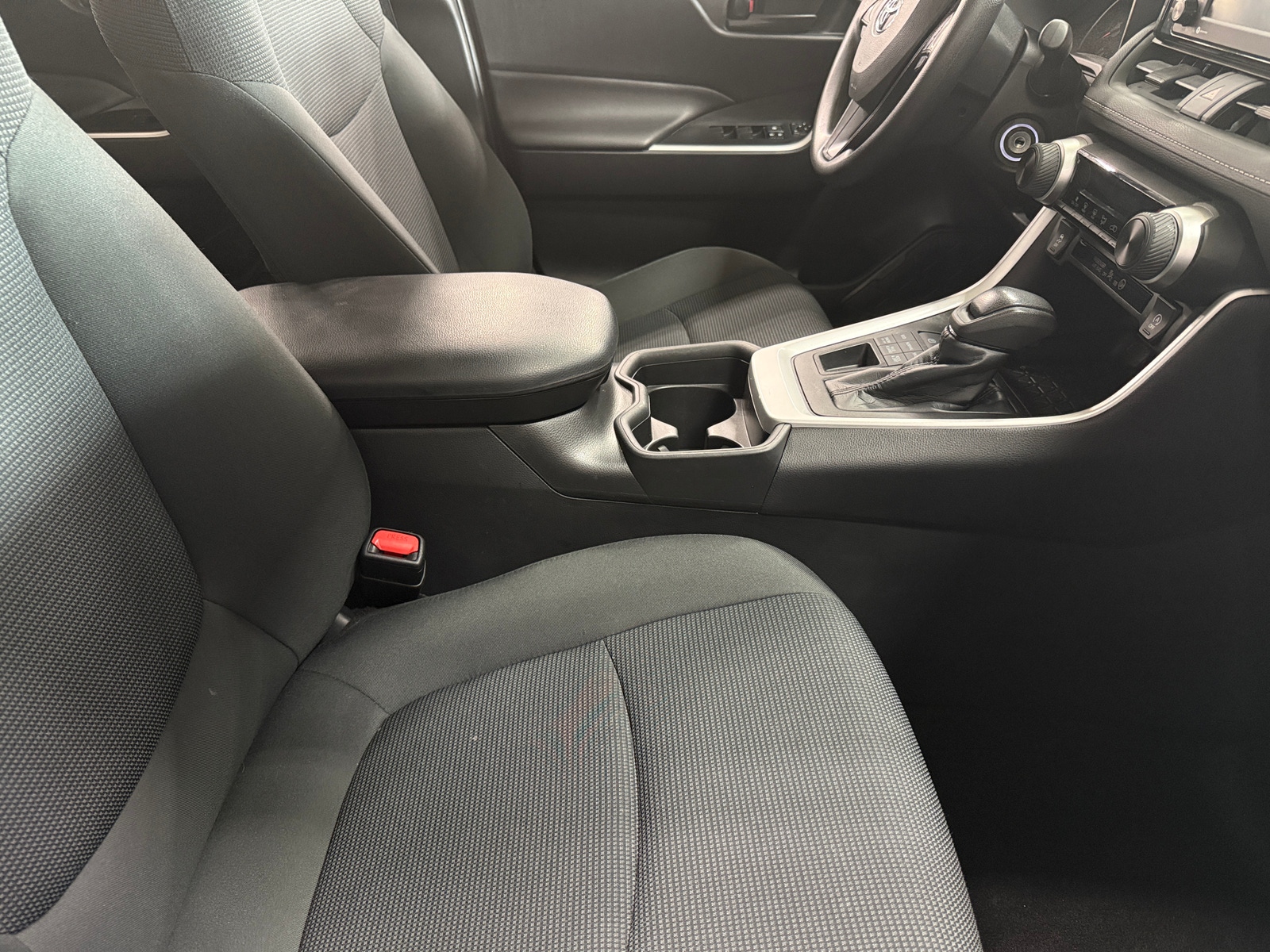 Thumbnail: 2021 Toyota RAV4 - 2