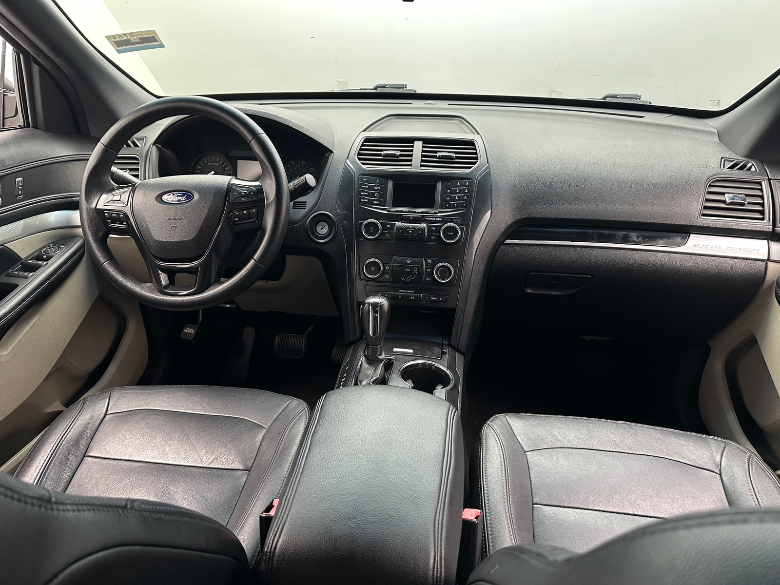 Thumbnail: 2019 Ford Explorer - 3