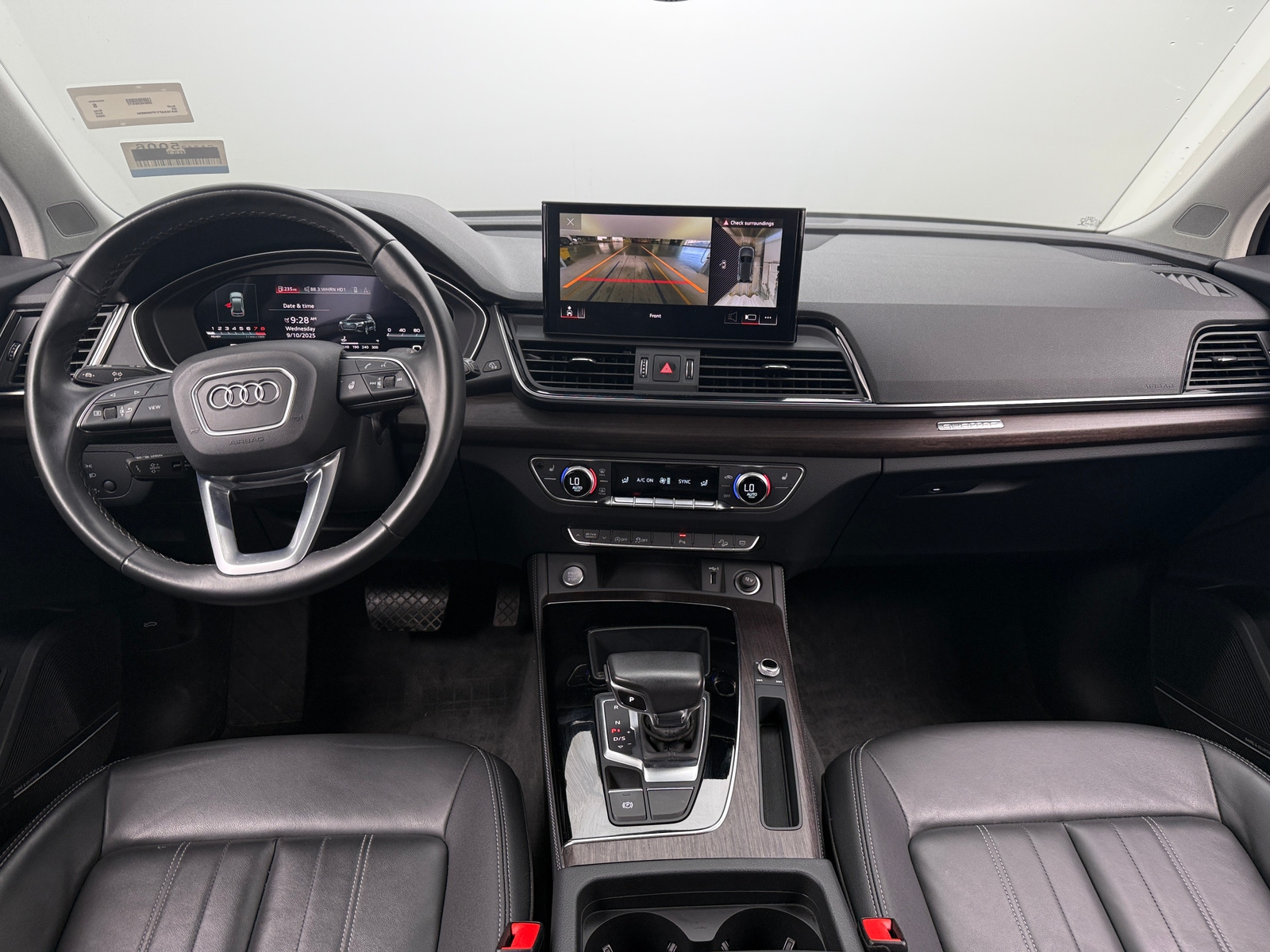 Thumbnail: 2023 Audi Q5 - 2