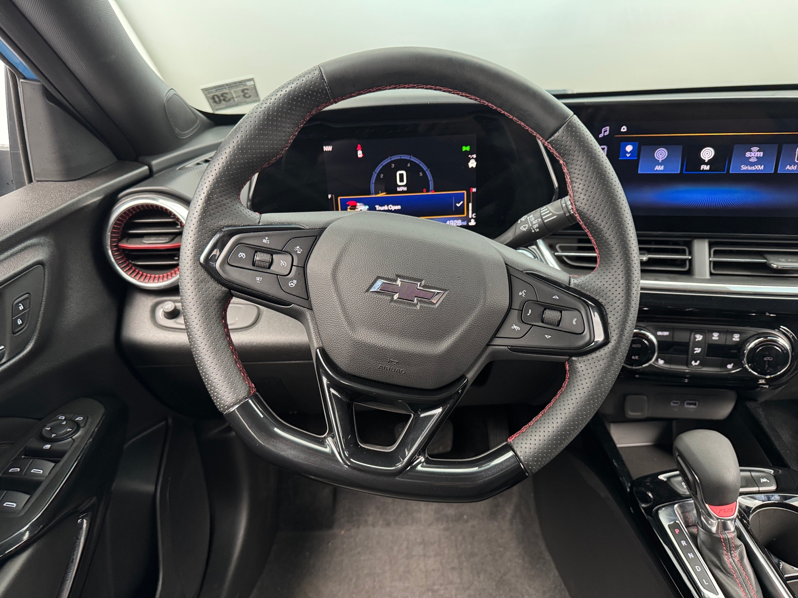 Thumbnail: 2025 Chevrolet Trax - 4