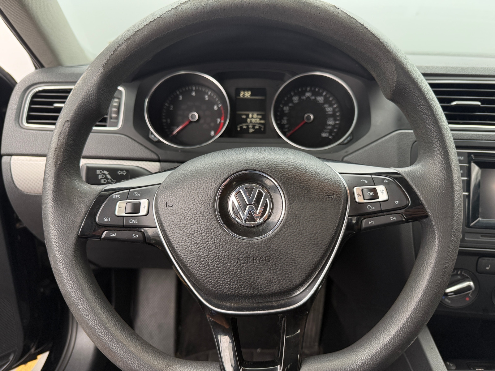 Thumbnail: 2016 Volkswagen Jetta - 5