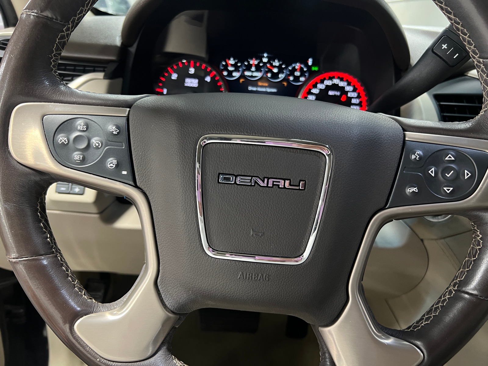 Thumbnail: 2016 GMC Yukon - 5