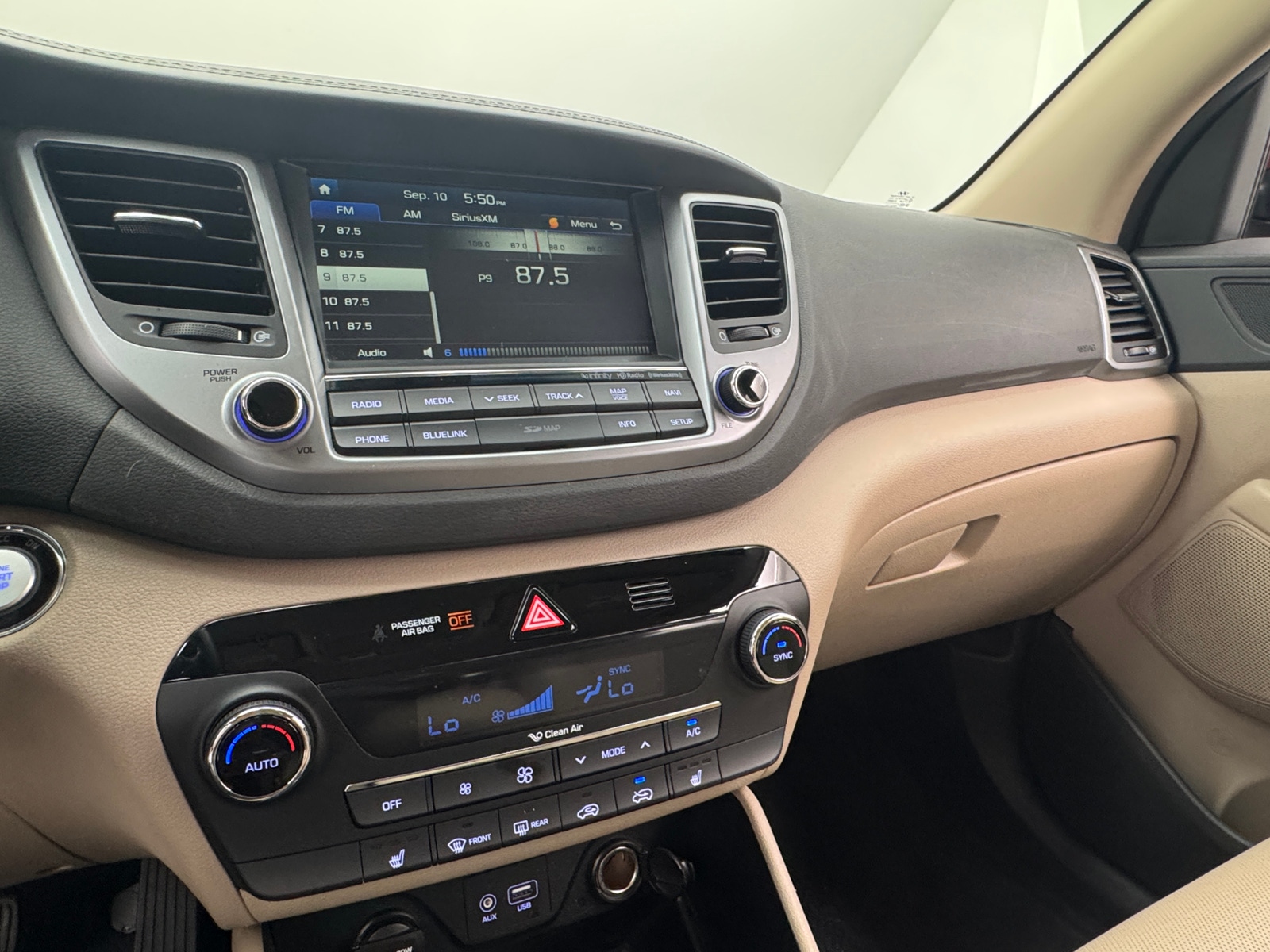 Thumbnail: 2017 Hyundai Tucson - 3