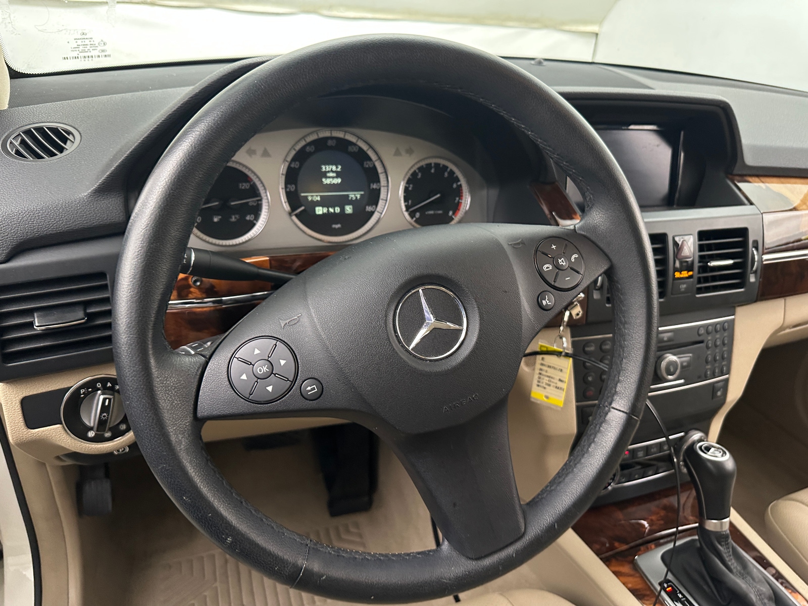 Thumbnail: 2010 Mercedes-Benz GLK - 4