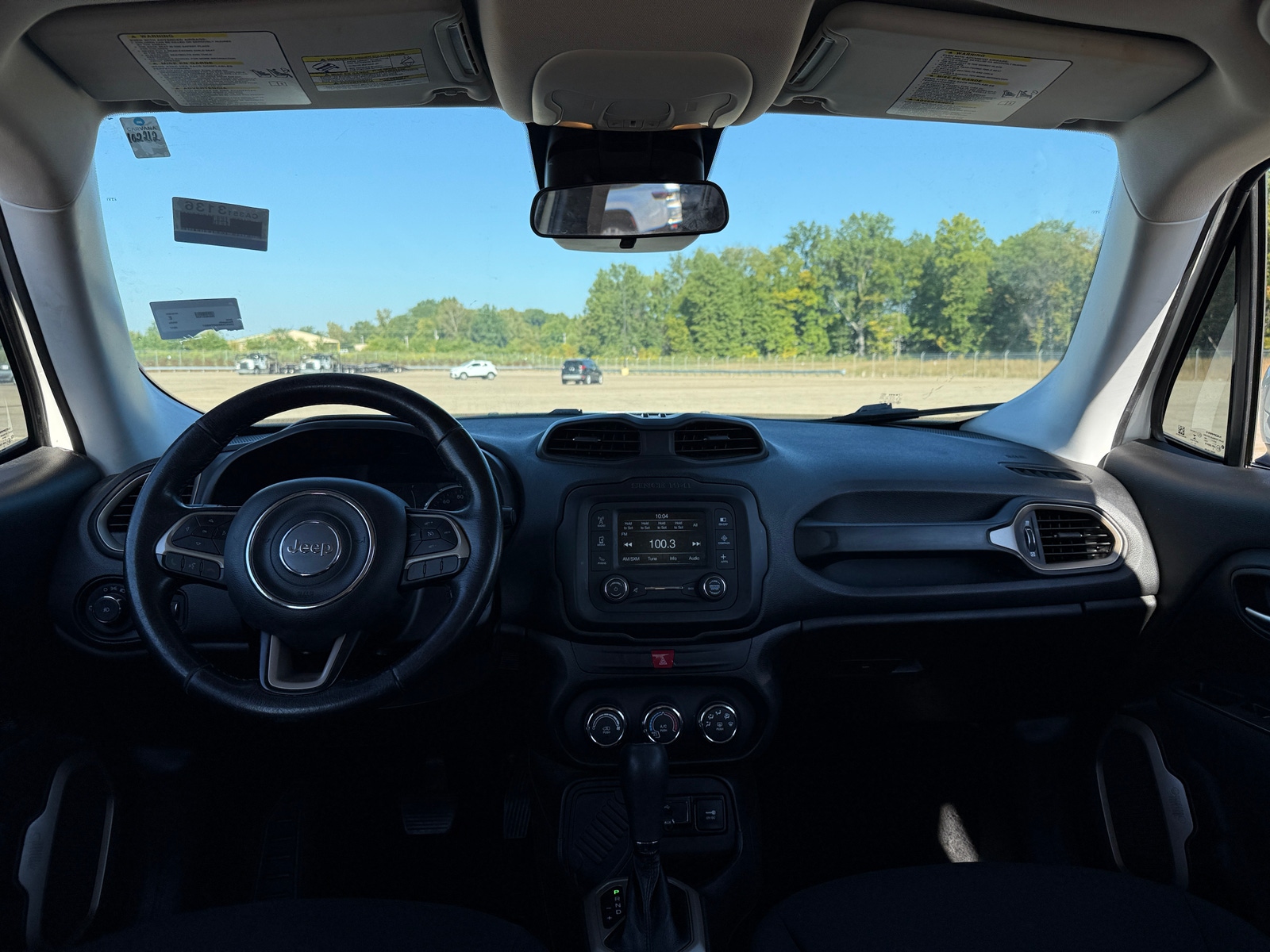Thumbnail: 2017 Jeep Renegade - 3
