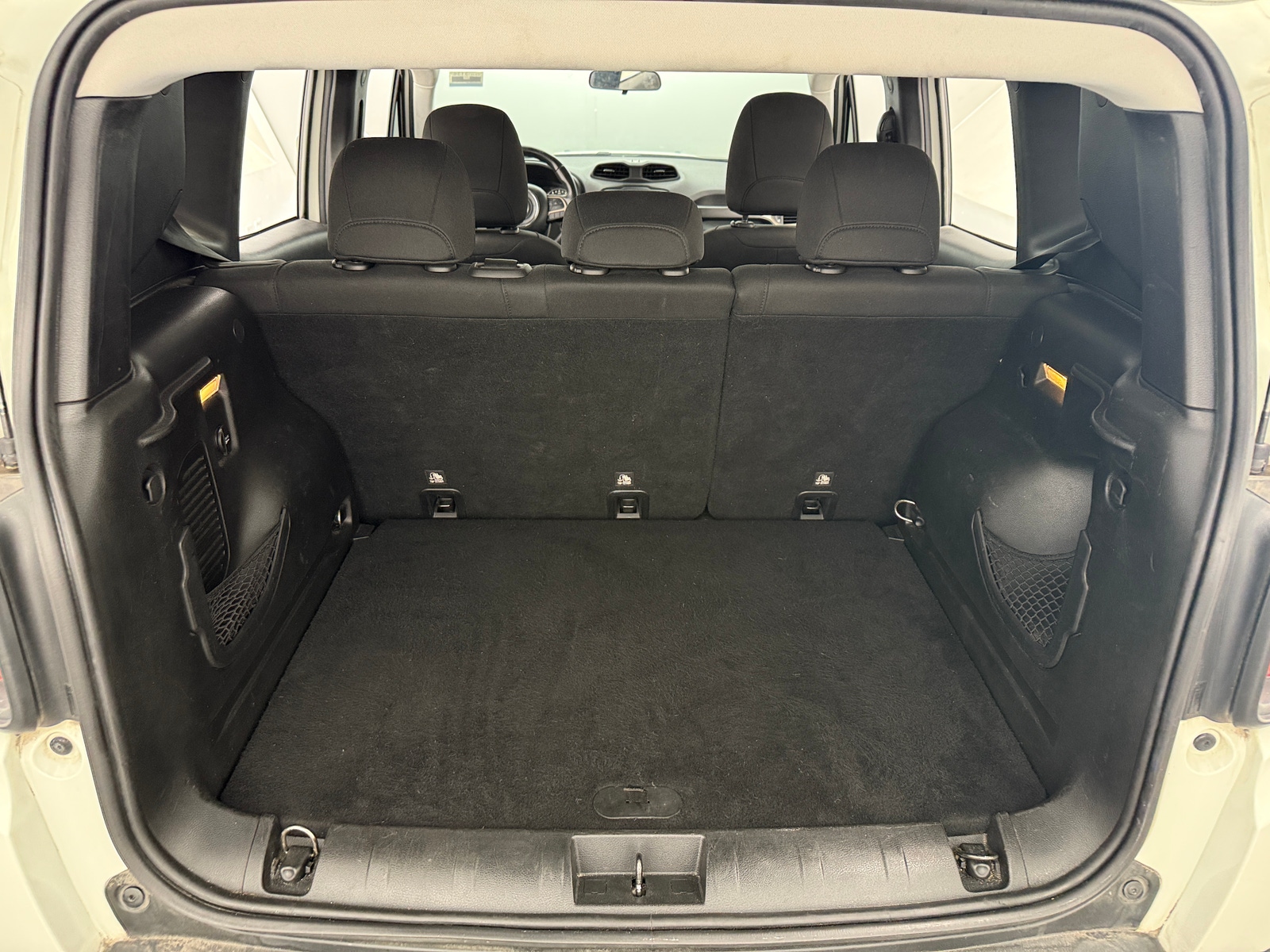 Thumbnail: 2017 Jeep Renegade - 7