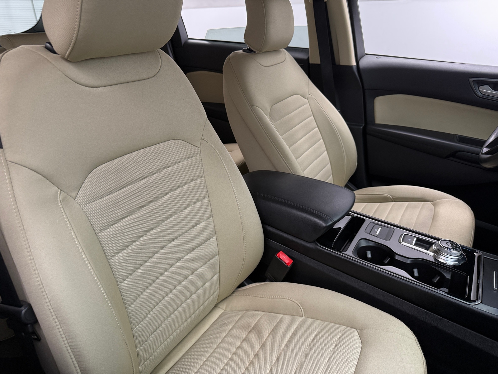Thumbnail: 2019 Ford Edge - 2