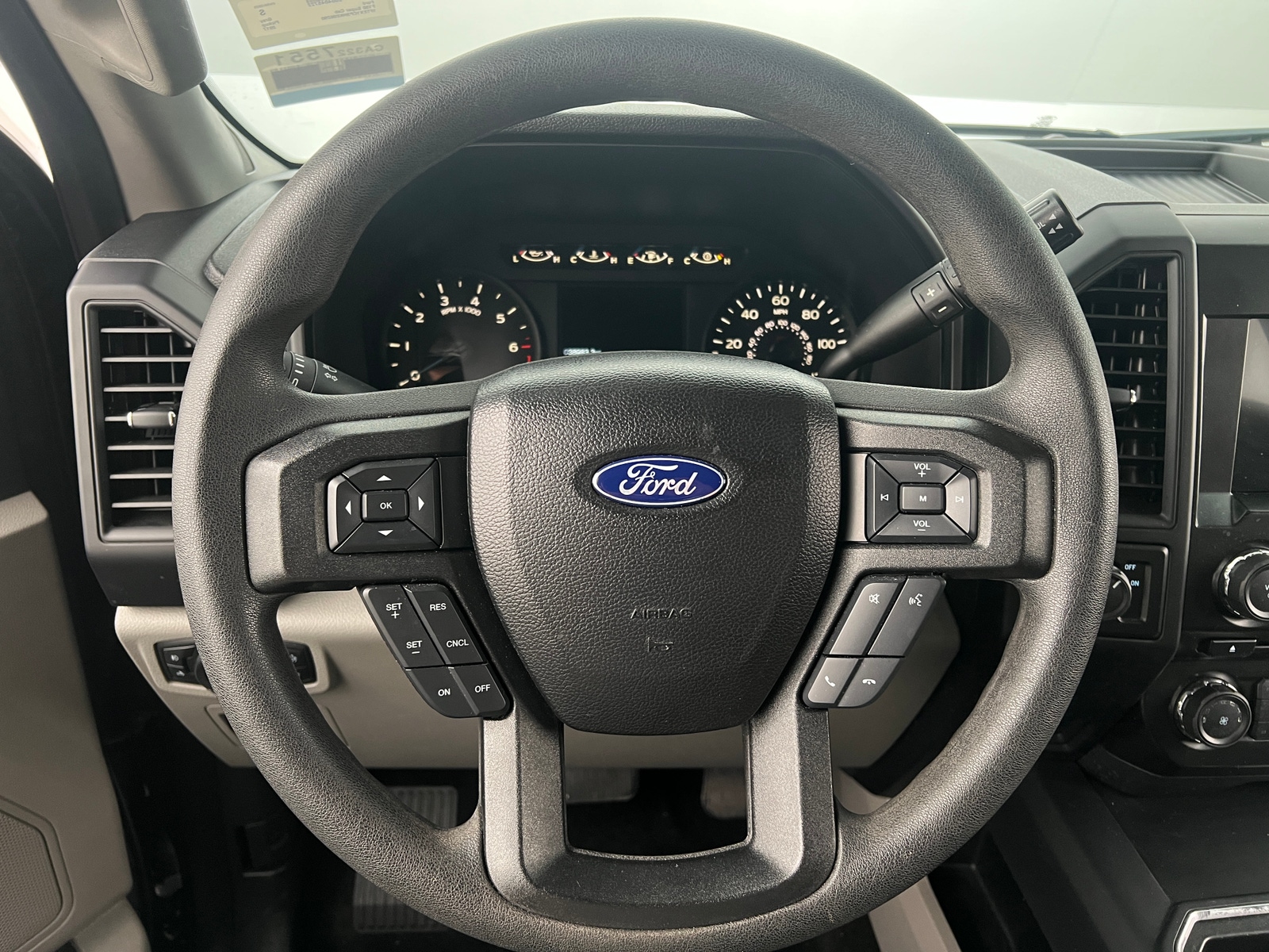Thumbnail: 2017 Ford Econoline - 5