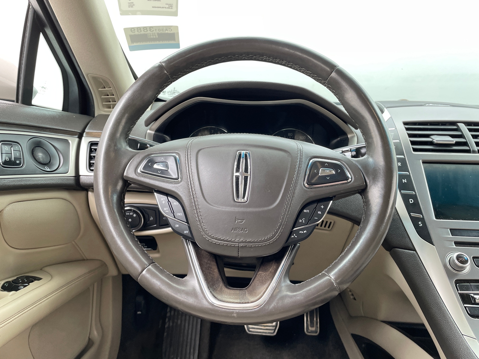 Thumbnail: 2018 Lincoln MKZ - 4