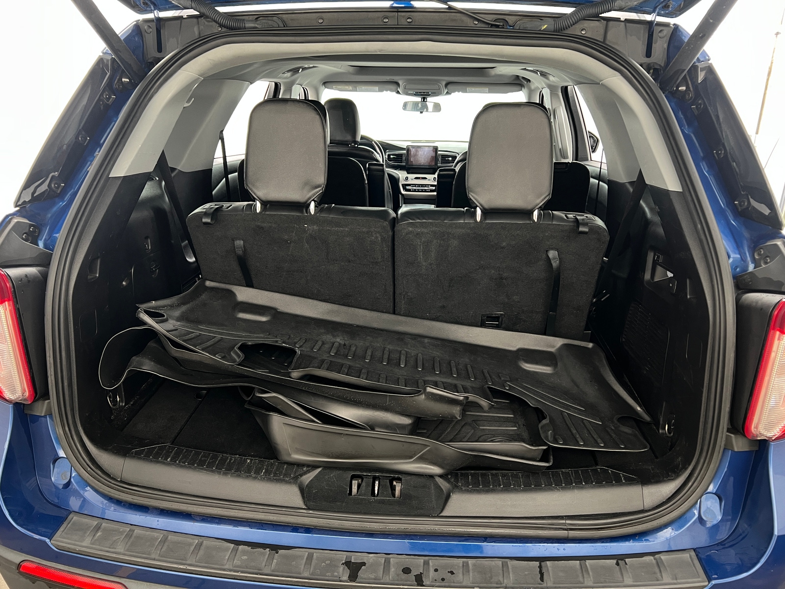 Thumbnail: 2020 Ford Explorer - 7
