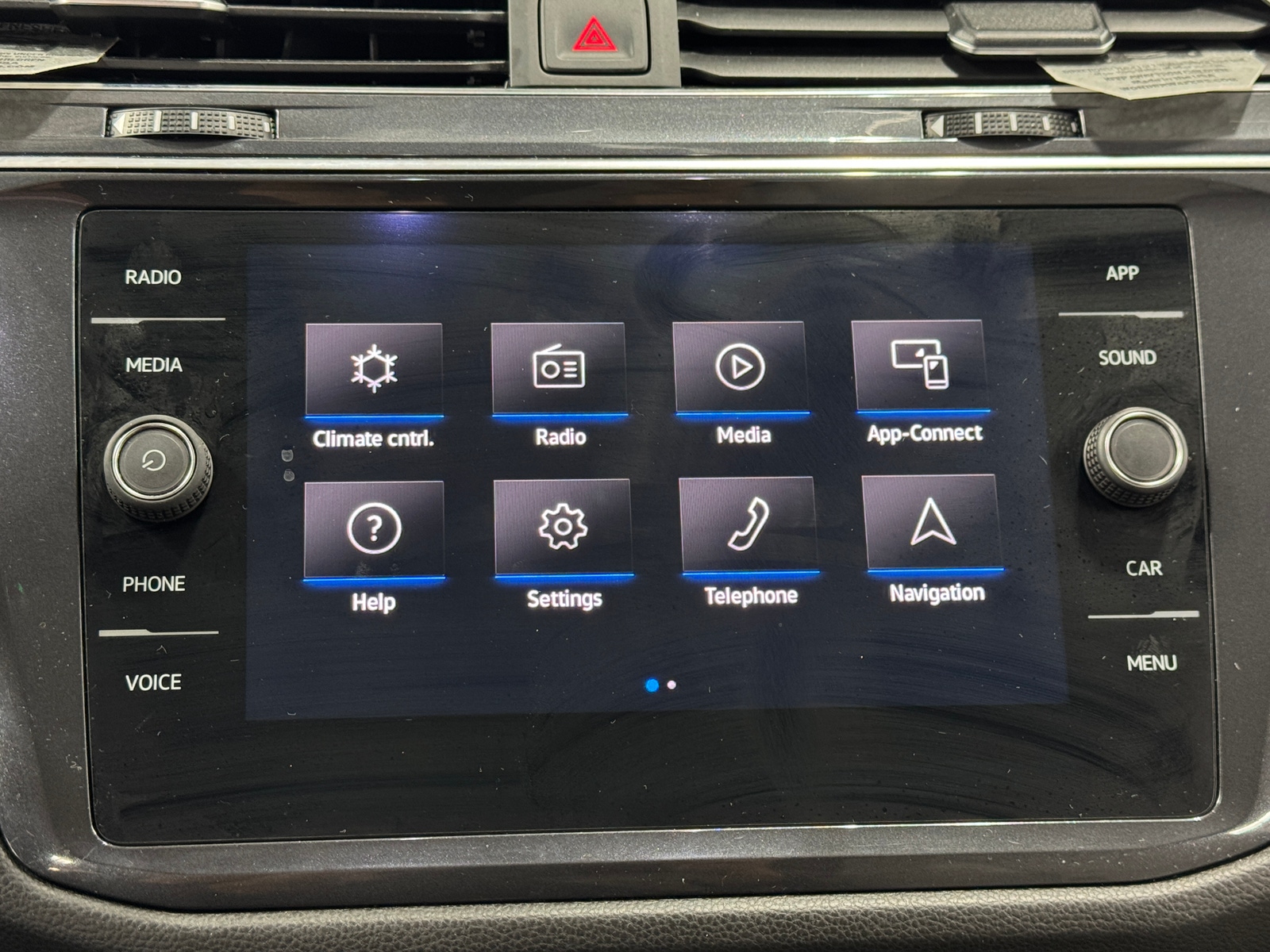 Thumbnail: 2021 Volkswagen Tiguan - 3