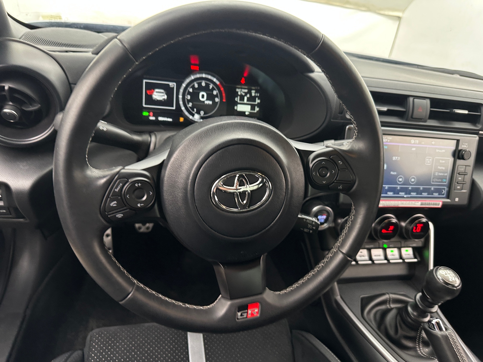 Thumbnail: 2023 Toyota GR86 - 4