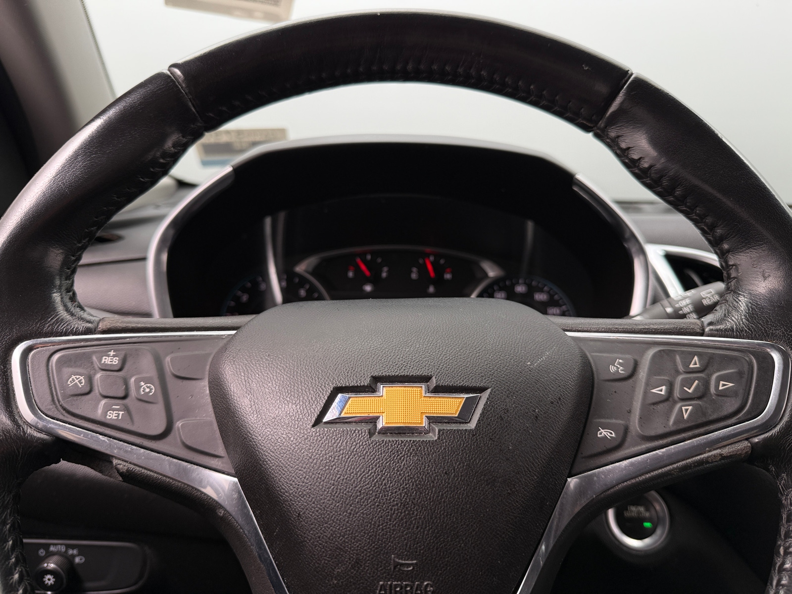 Thumbnail: 2019 Chevrolet Equinox - 5