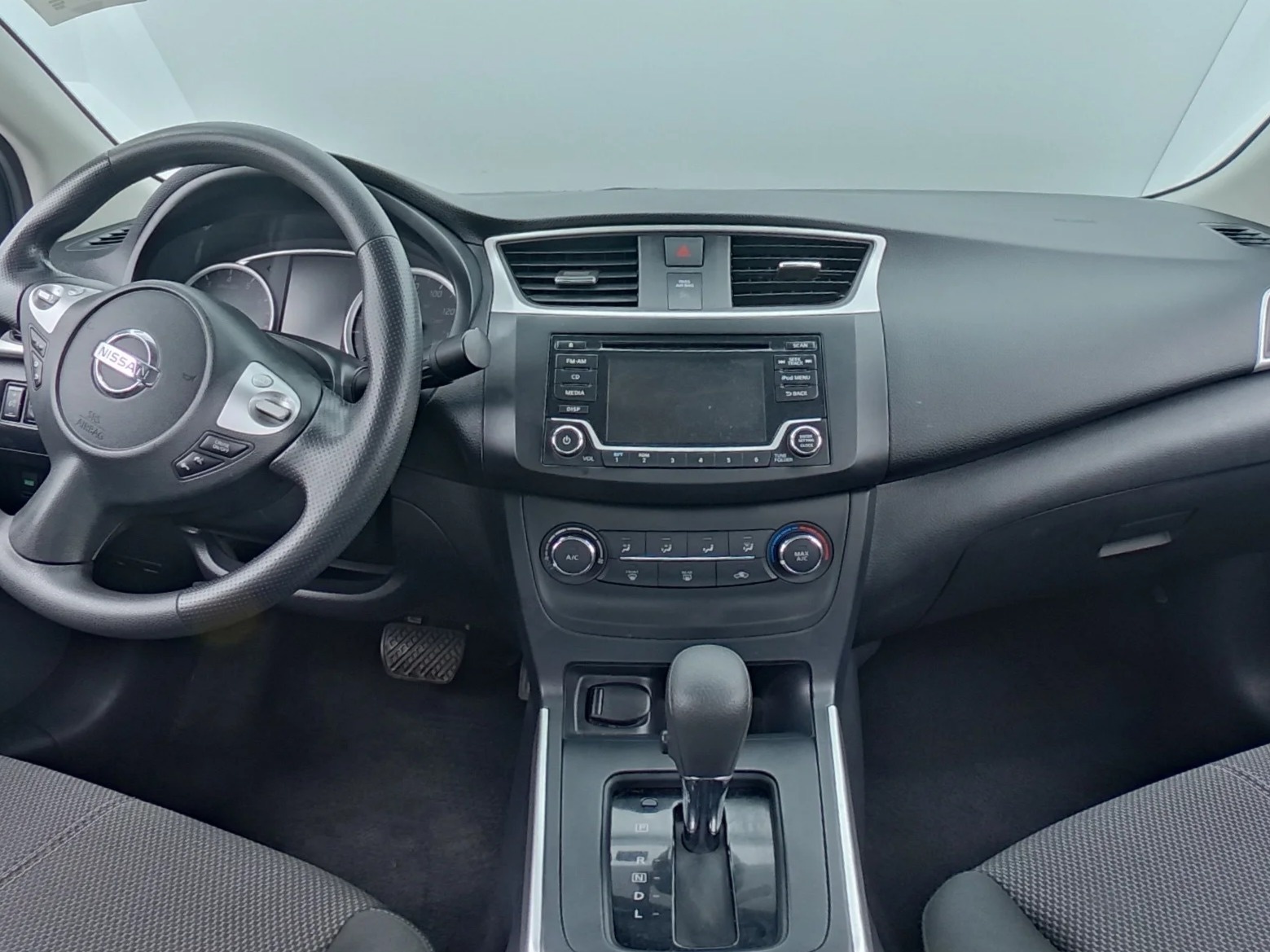 Thumbnail: 2018 Nissan Sentra - 3