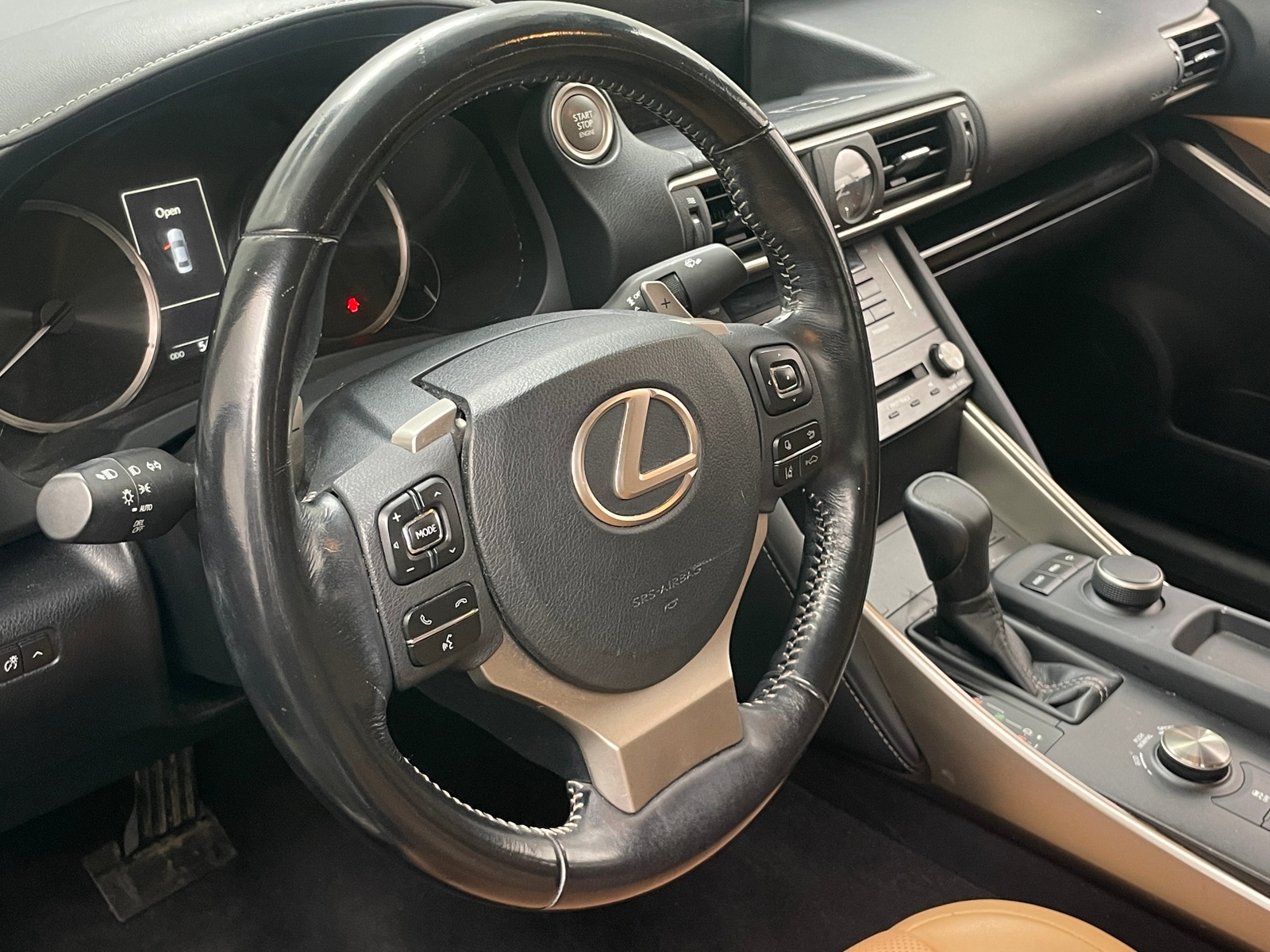 Thumbnail: 2017 Lexus IS - 4