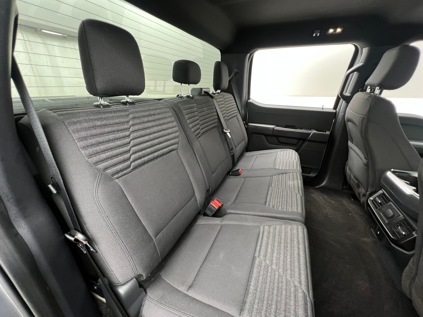 Thumbnail: 2022 Ford Econoline - 6