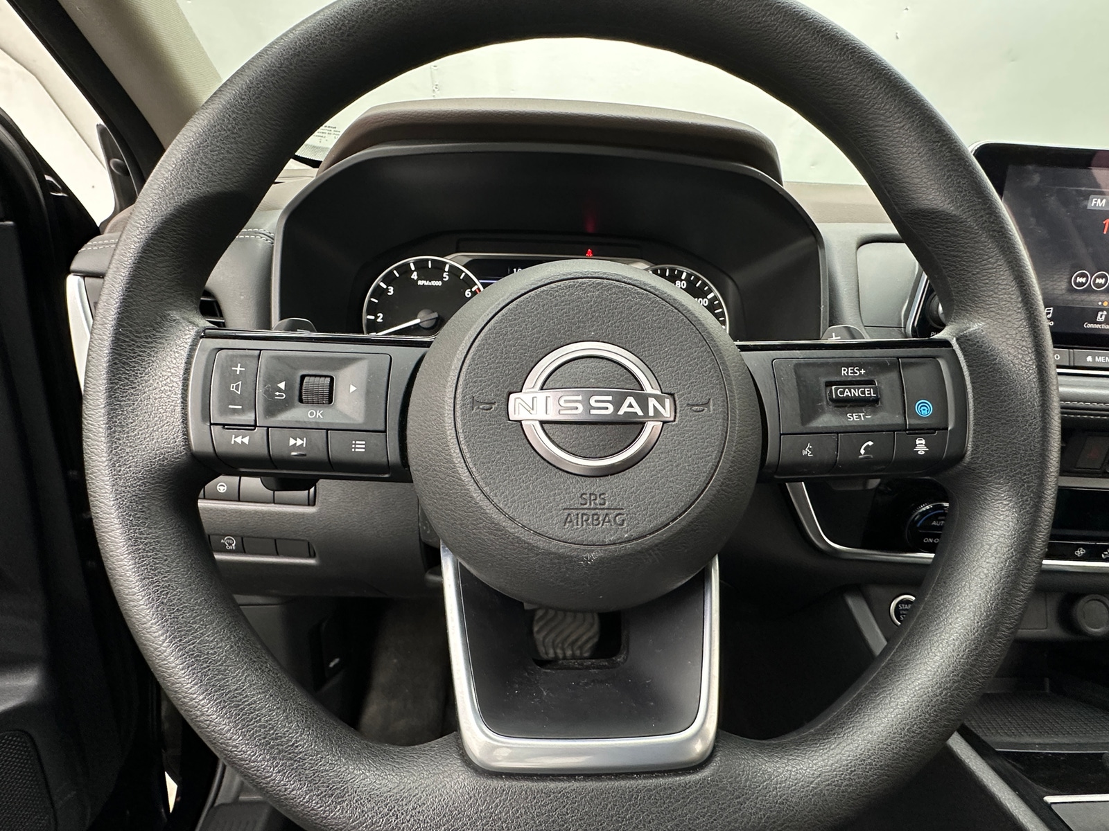 Thumbnail: 2023 Nissan Rogue - 5
