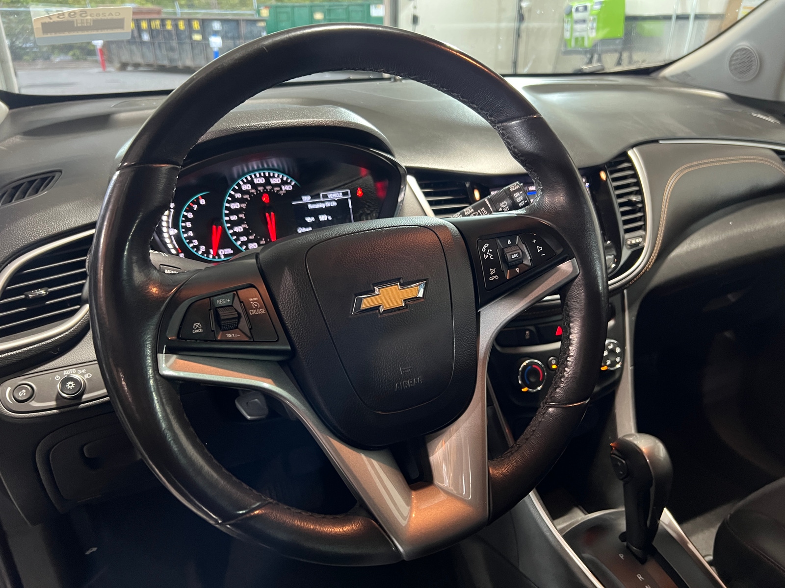 Thumbnail: 2022 Chevrolet Trax - 5