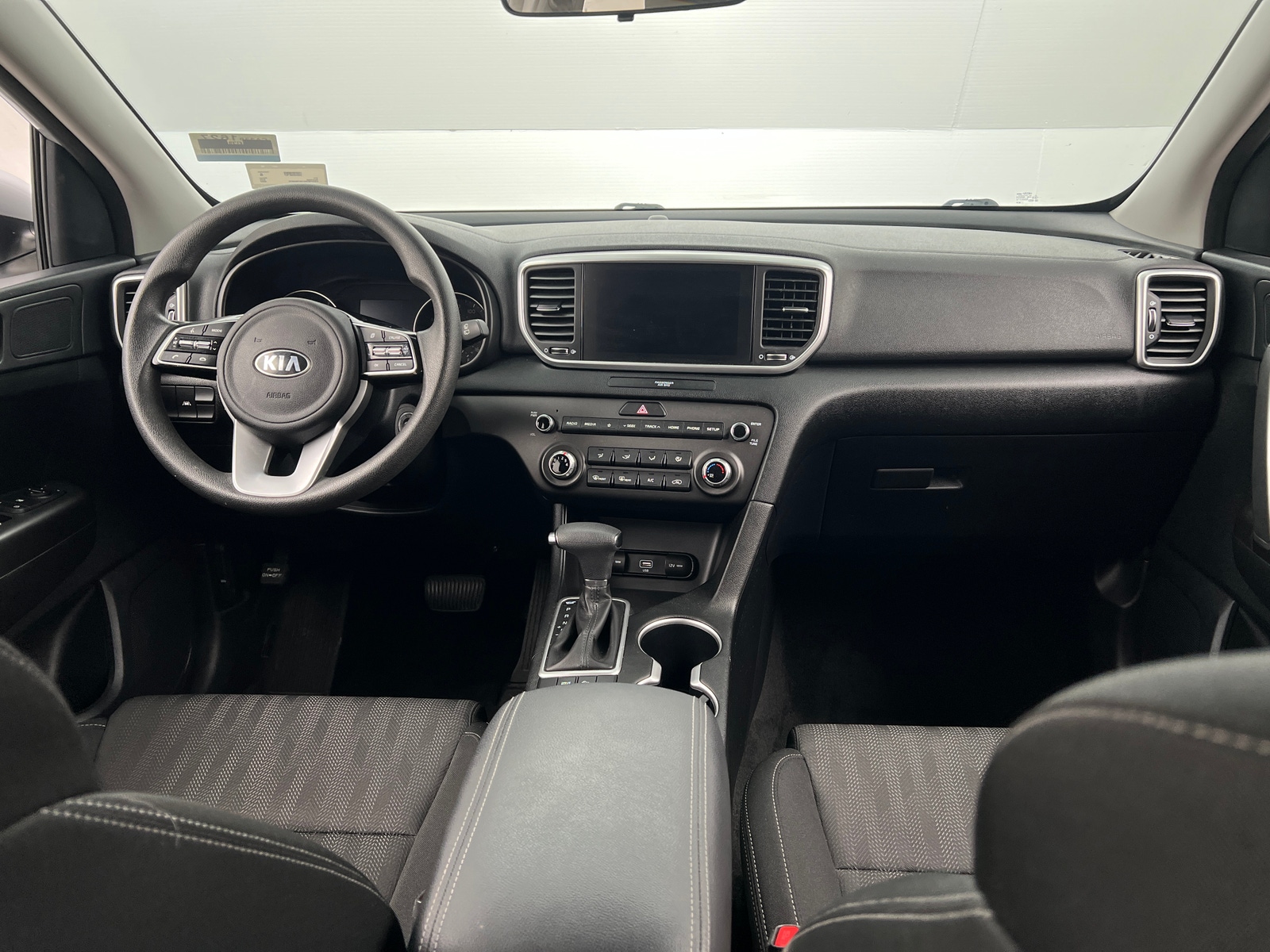Thumbnail: 2022 Kia Sportage - 3