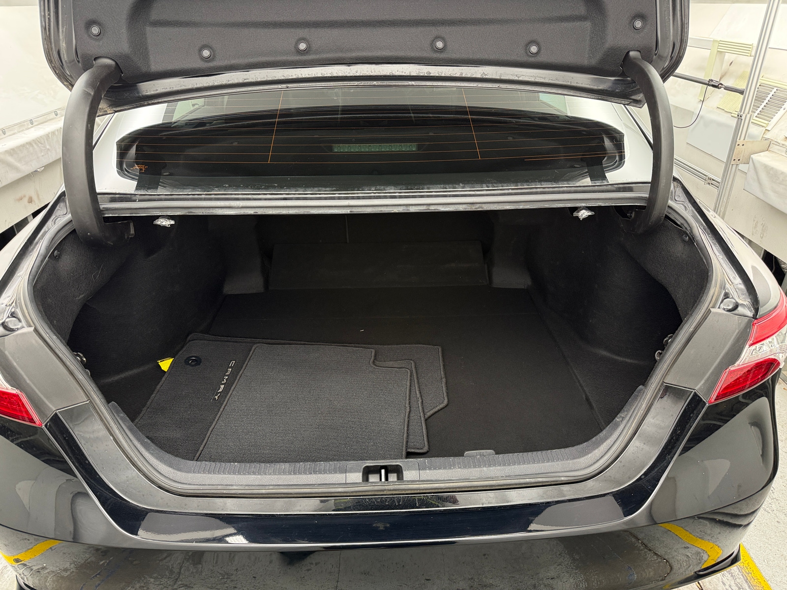 Thumbnail: 2020 Toyota Camry - 6