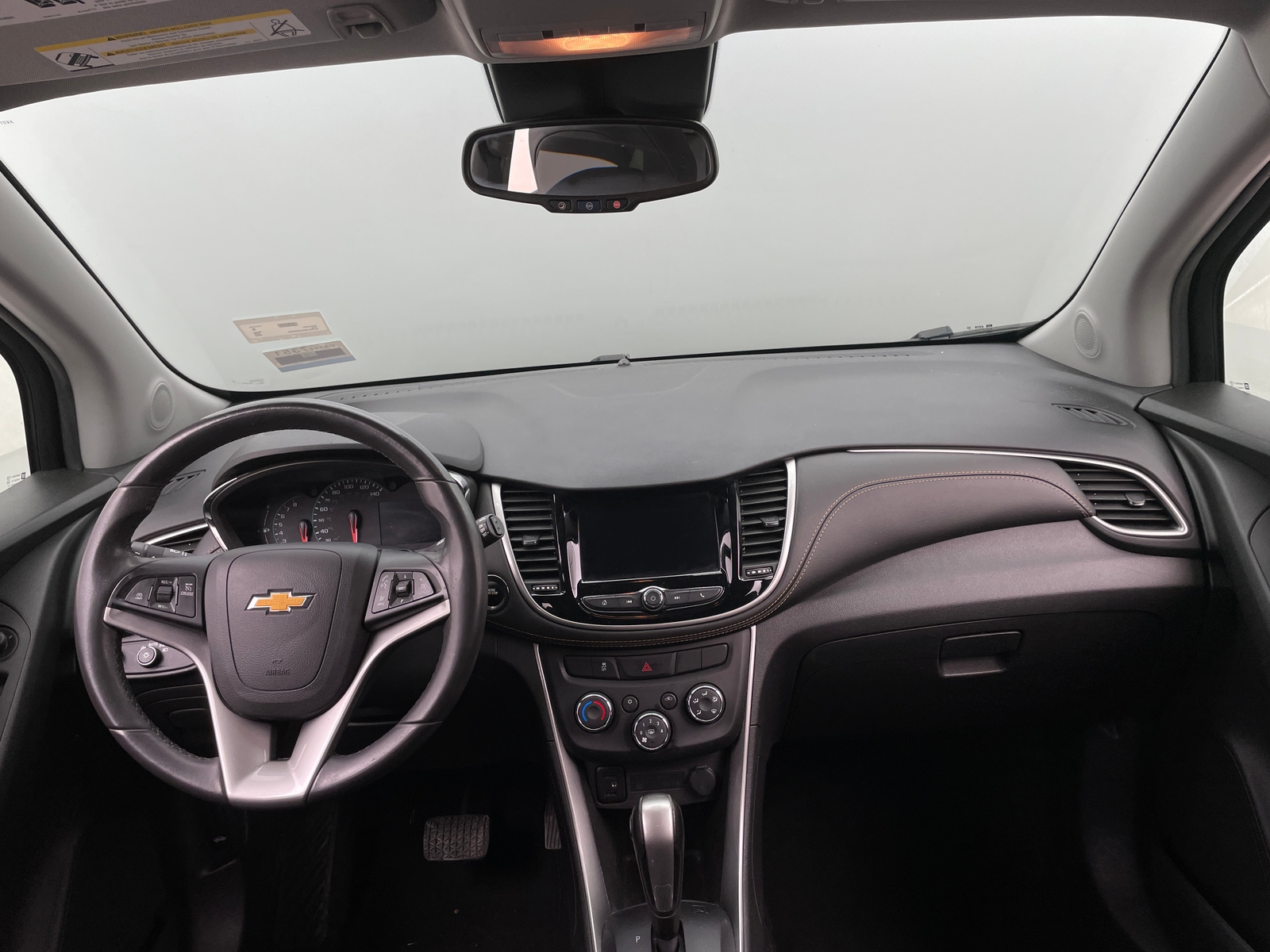 Thumbnail: 2020 Chevrolet Trax - 3
