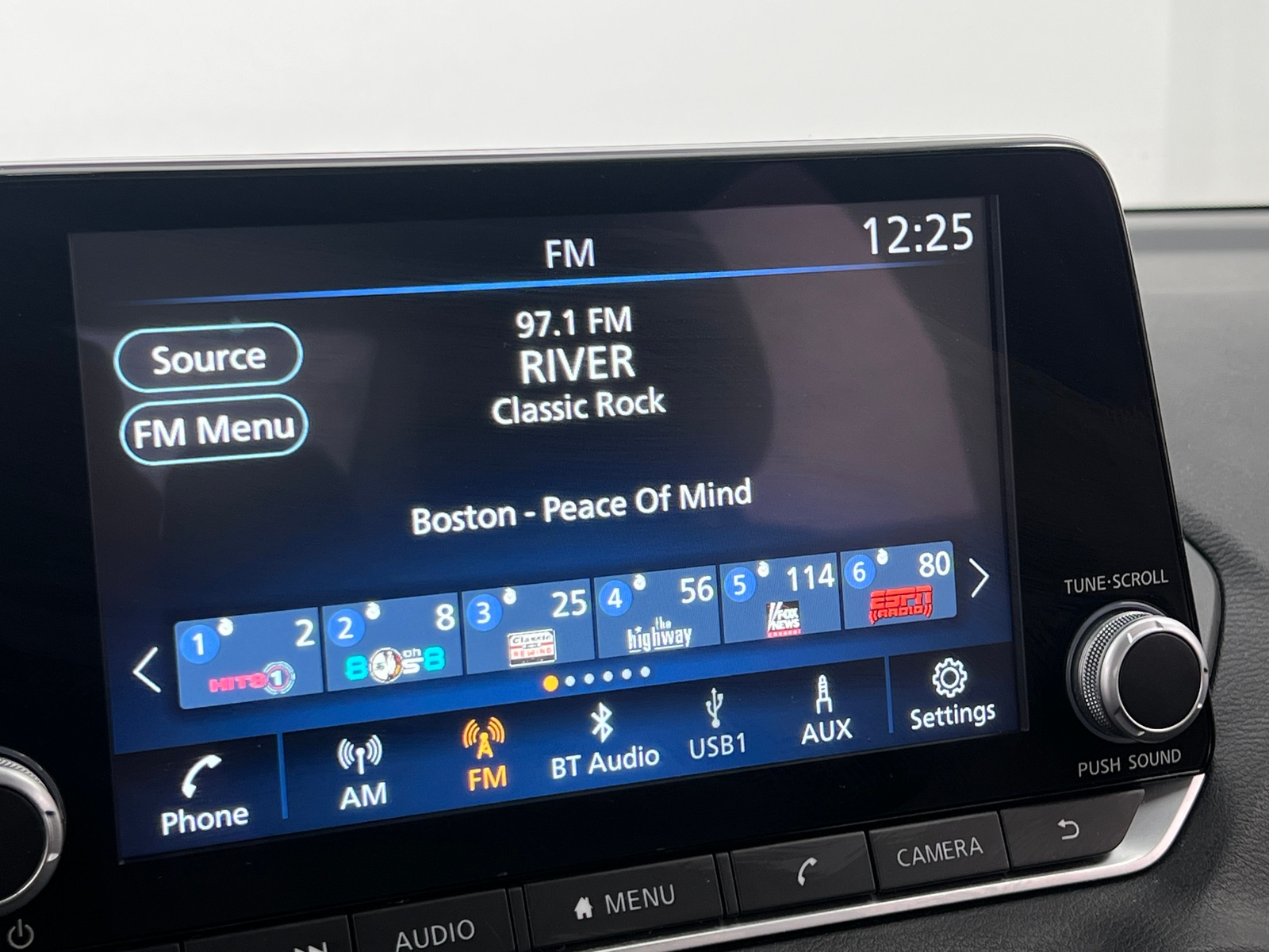 Thumbnail: 2024 Nissan Sentra - 4