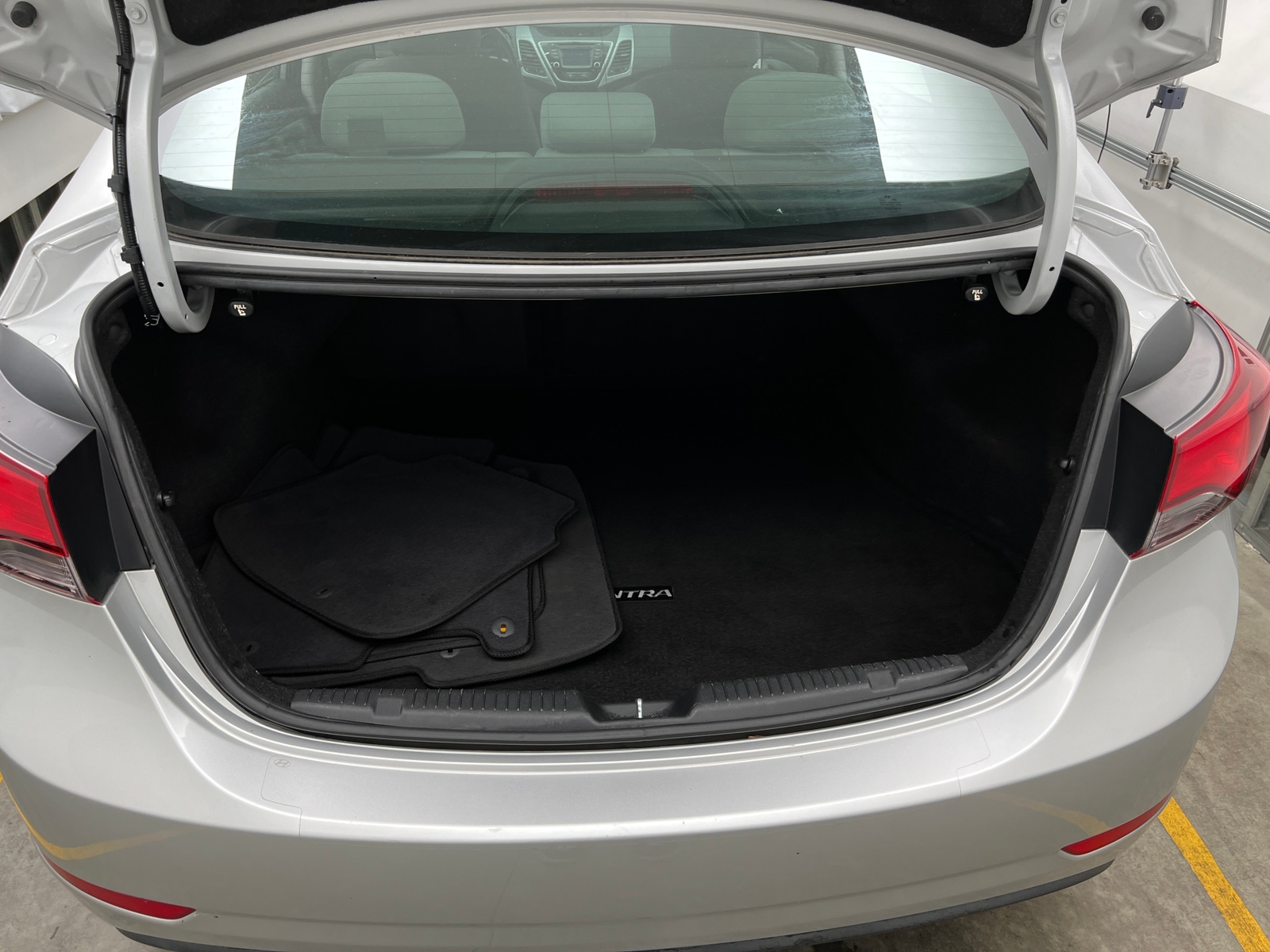 Thumbnail: 2015 Hyundai Elantra - 7