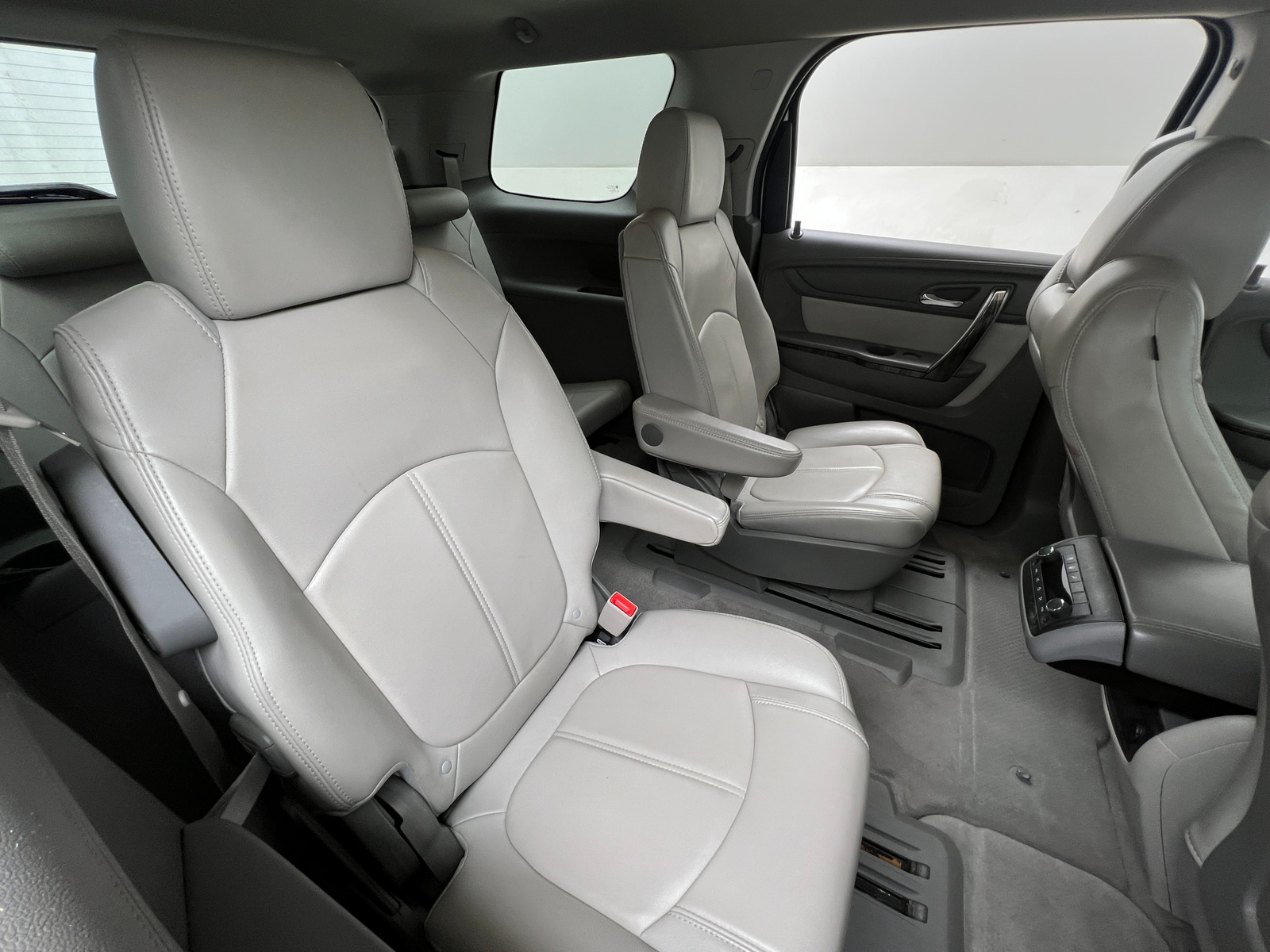 Thumbnail: 2013 GMC Acadia - 5