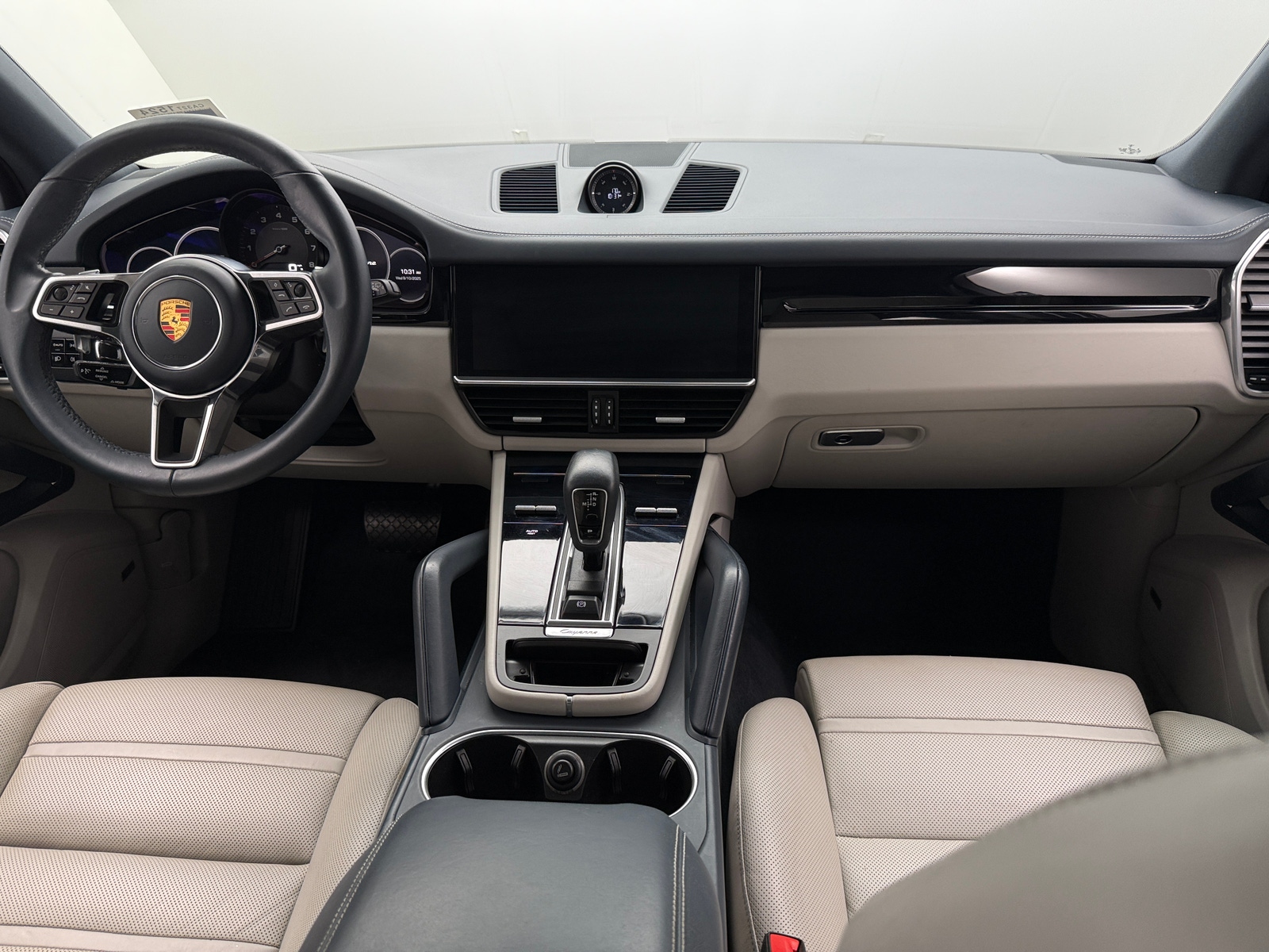 Thumbnail: 2019 Porsche Cayenne - 2