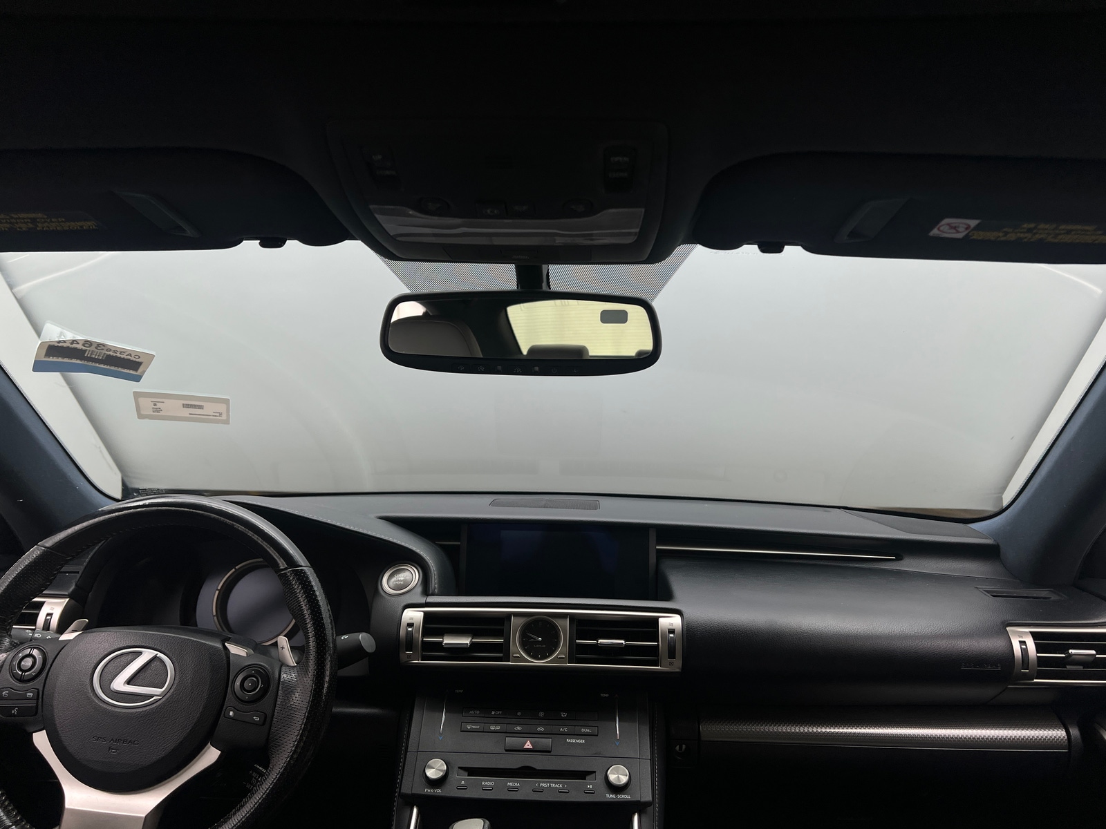 Thumbnail: 2016 Lexus IS - 2